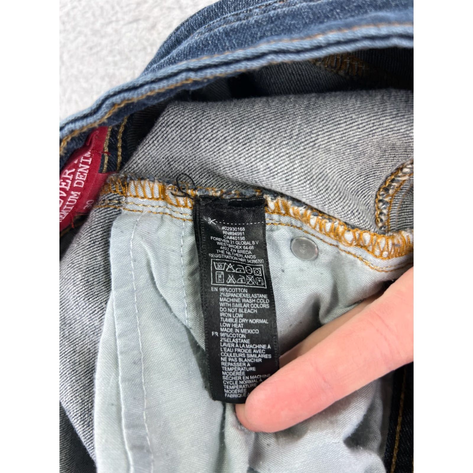 Forever 21 Forever 21 Jeans Womens 30 Blue Denim Flared Low Rise Cotton Blend 28x31 Size 30" / US 8 / IT 44 - 7 Thumbnail