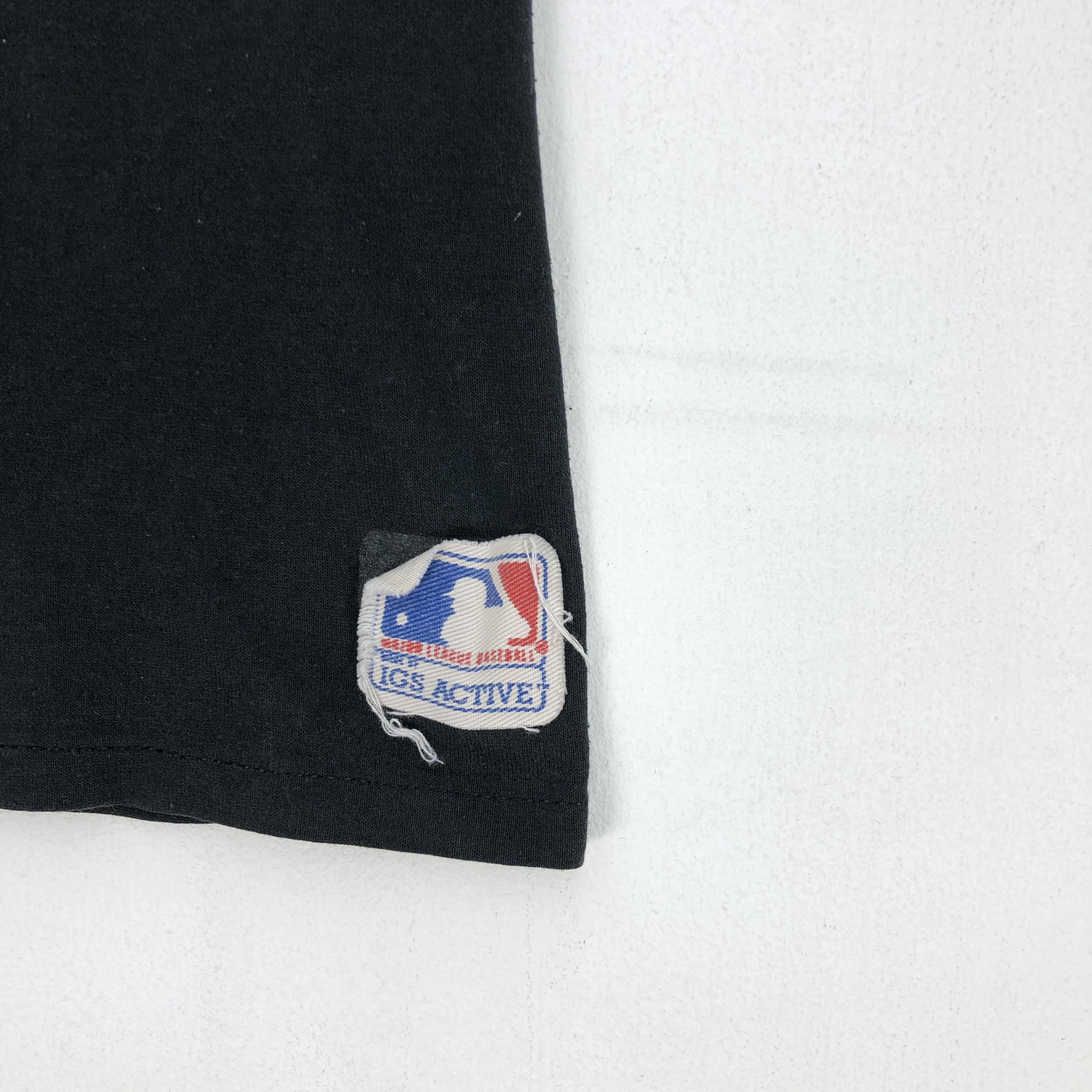 Giant Vintage 90s Giant T Shirt Sportswear MLB Russell Athl Tees Size US S / EU 44-46 / 1 - 7 Thumbnail