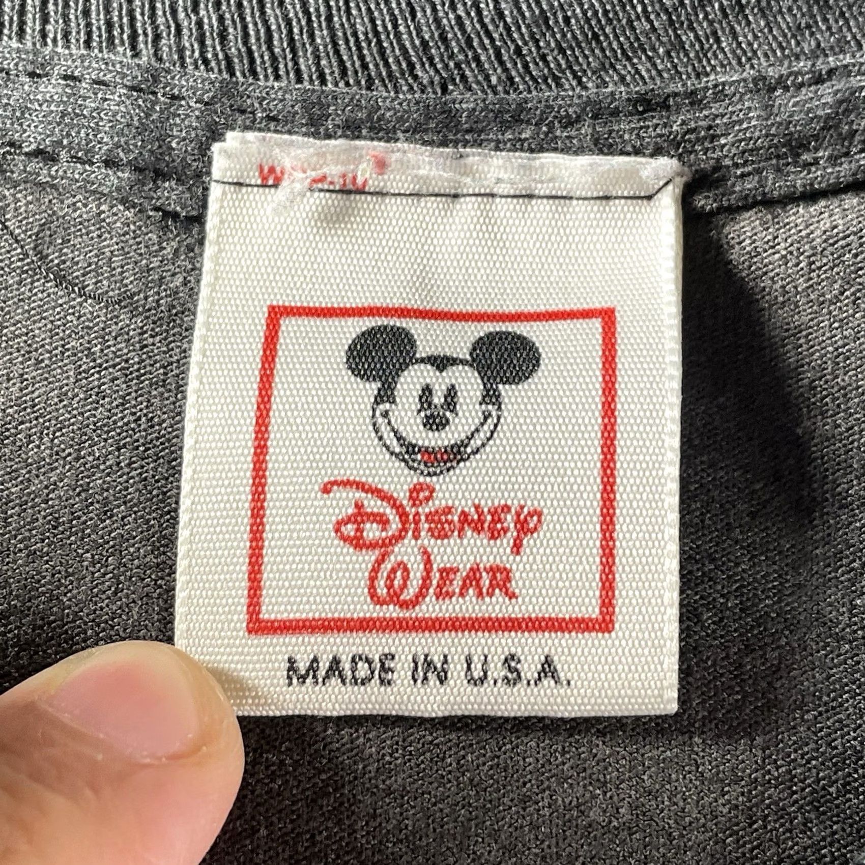 Disney VINTAGE Body Glove Shirt Mens L Black 90s Disney Cotton Crew Neck Short Sleeve 3D Textured Size US L / EU 52-54 / 3 - 2 Thumbnail