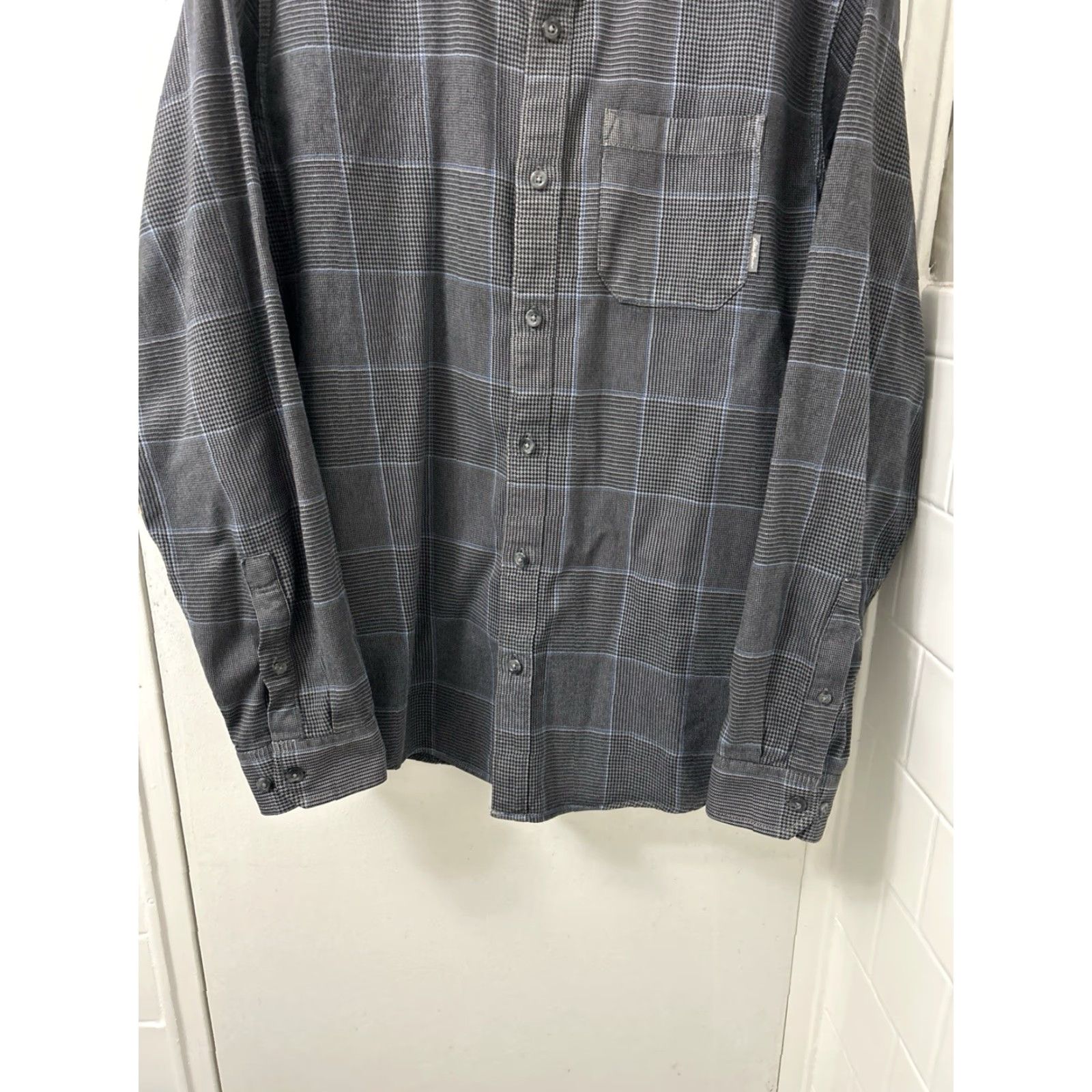Eddie Bauer Eddie Bauer Shirt Mens Large Gray Houndstooth Plaid Button-Down L/S Casual Workwear Pocketed Collar Button-Up Vintage No Size US L / EU 52-54 / 3 - 3 Thumbnail
