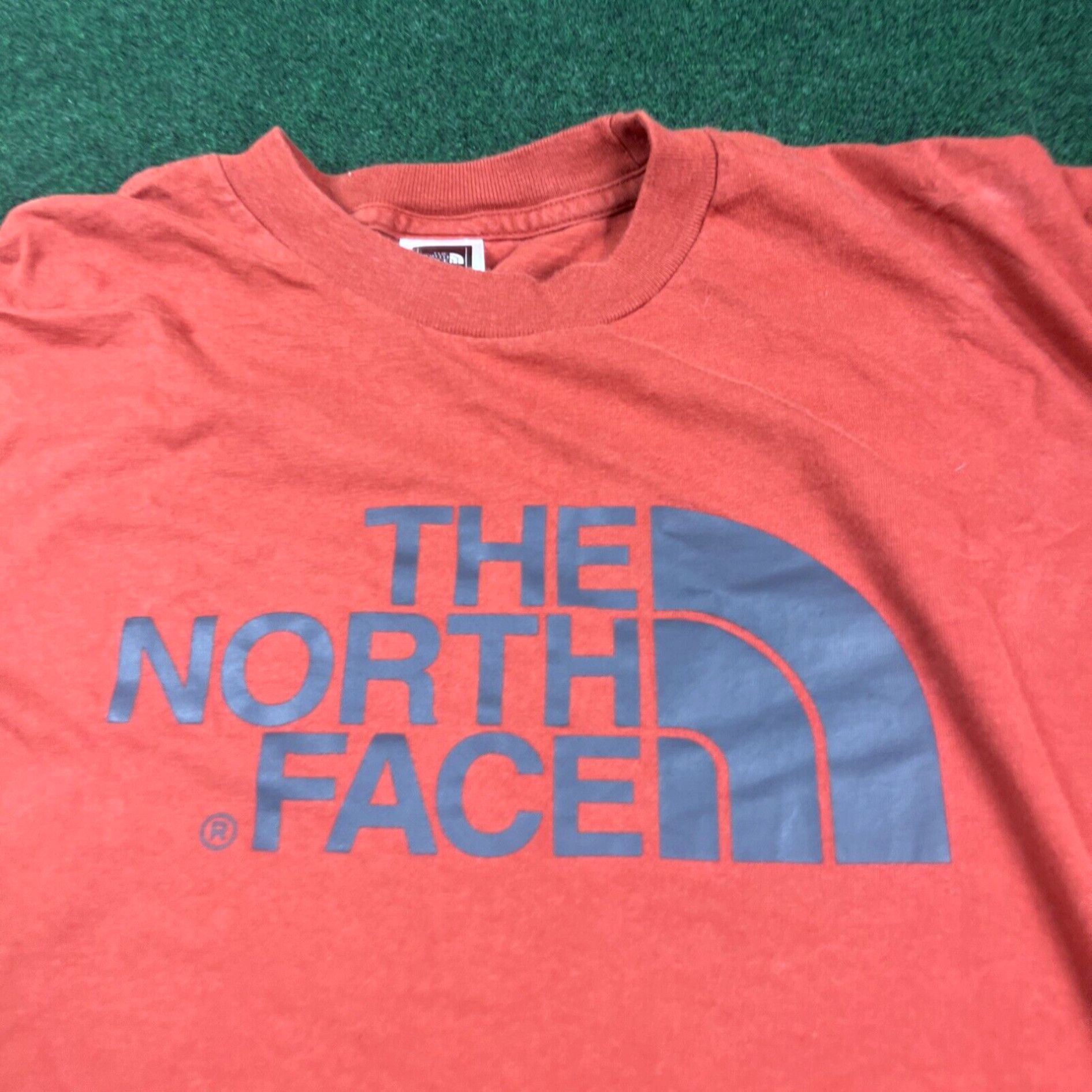 The North Face The North Face Men's Graphic T Shirt Sz XL Orange Pre-owned Condition Size US XL / EU 56 / 4 - 2 Thumbnail