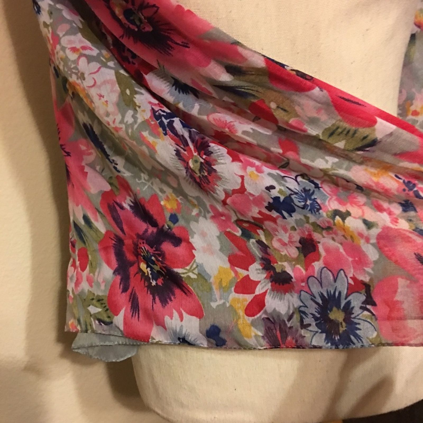 Other Dazzle floral gray pink scarf wrap 80”L Size ONE SIZE - 3 Thumbnail