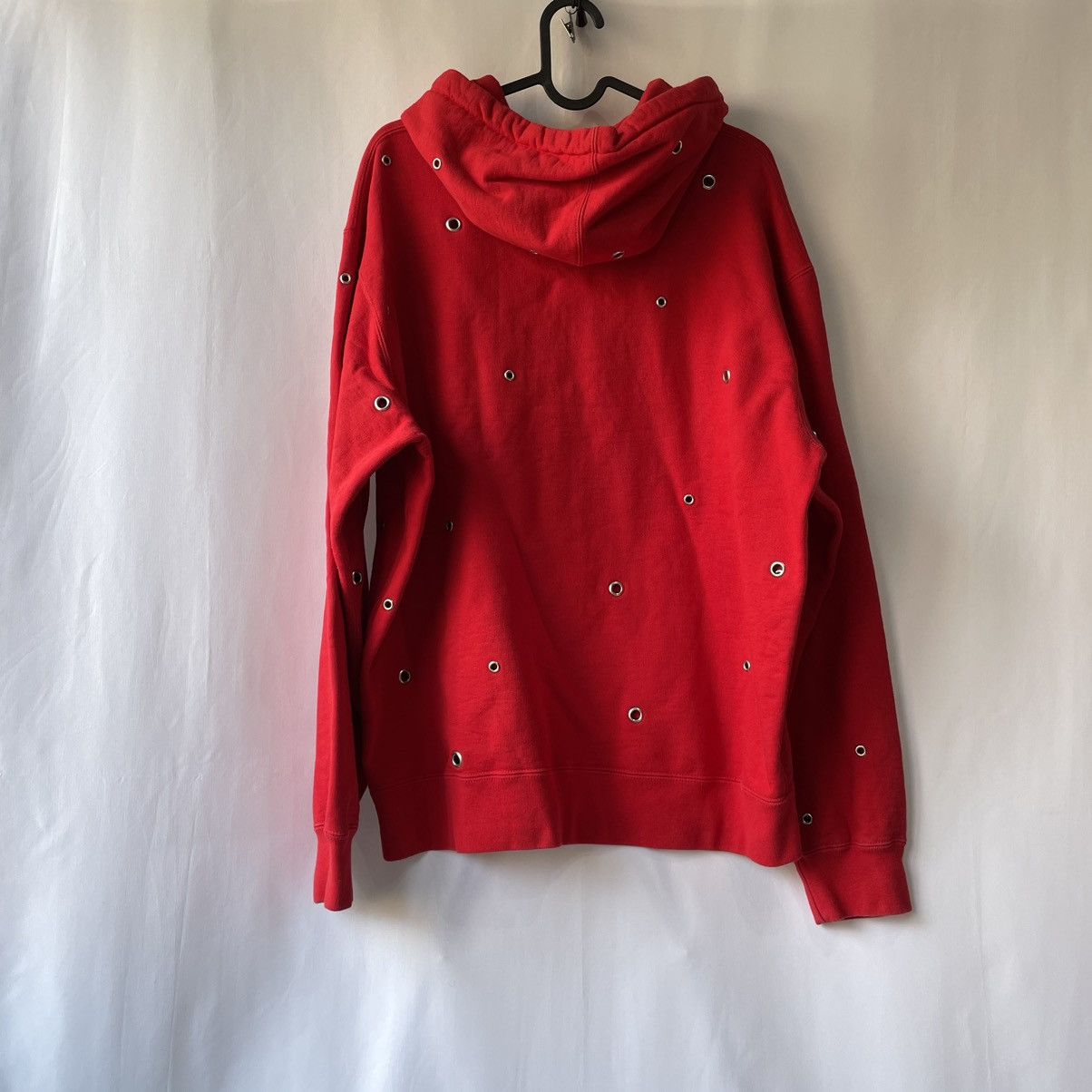 SUPREME EYELET HOODED SWEATSHIRT RED