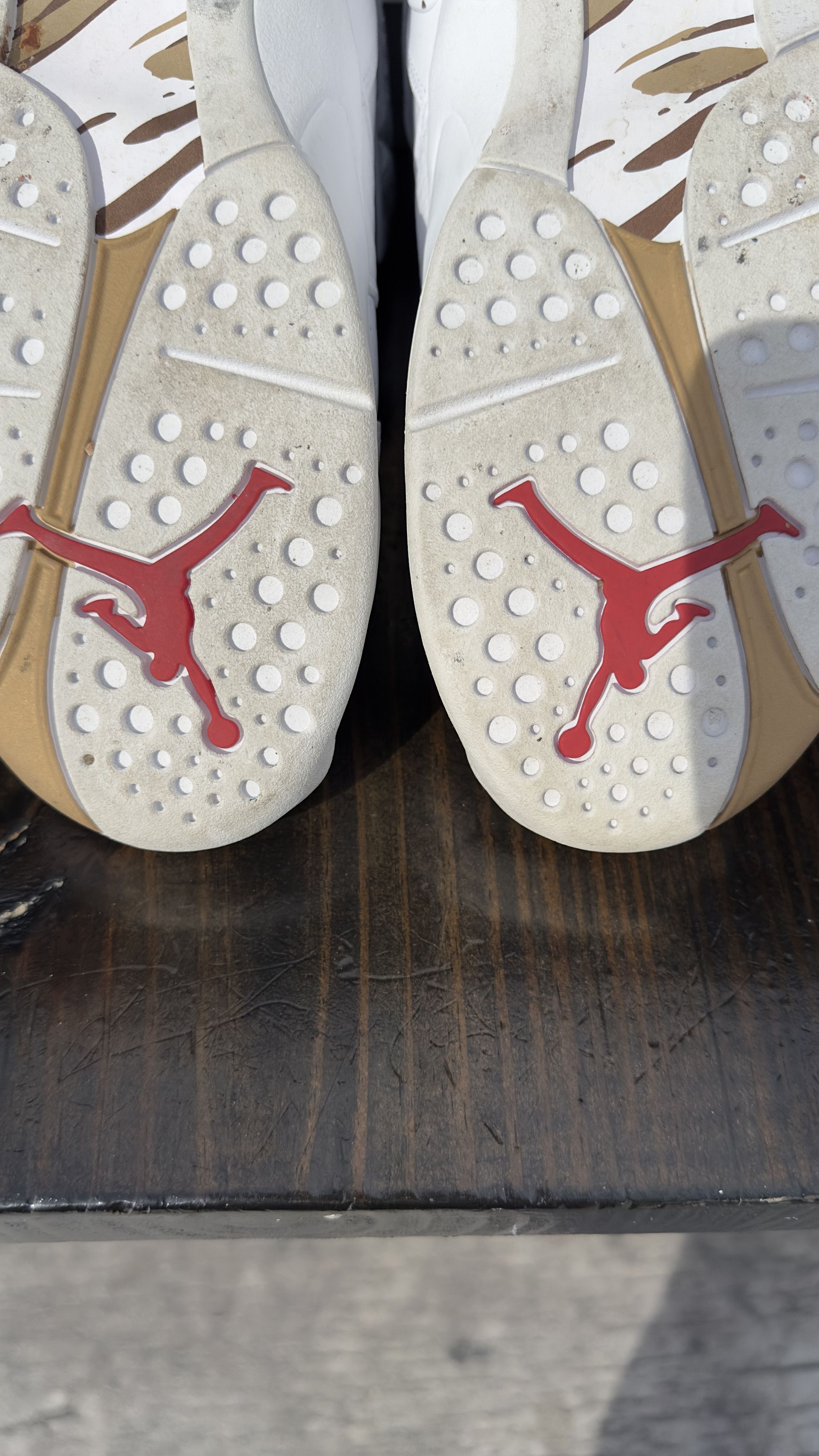 Jordan Brand × October's Very Own OVO x Jordan 8 White size 10 Size US 10 / EU 43 - 8 Thumbnail