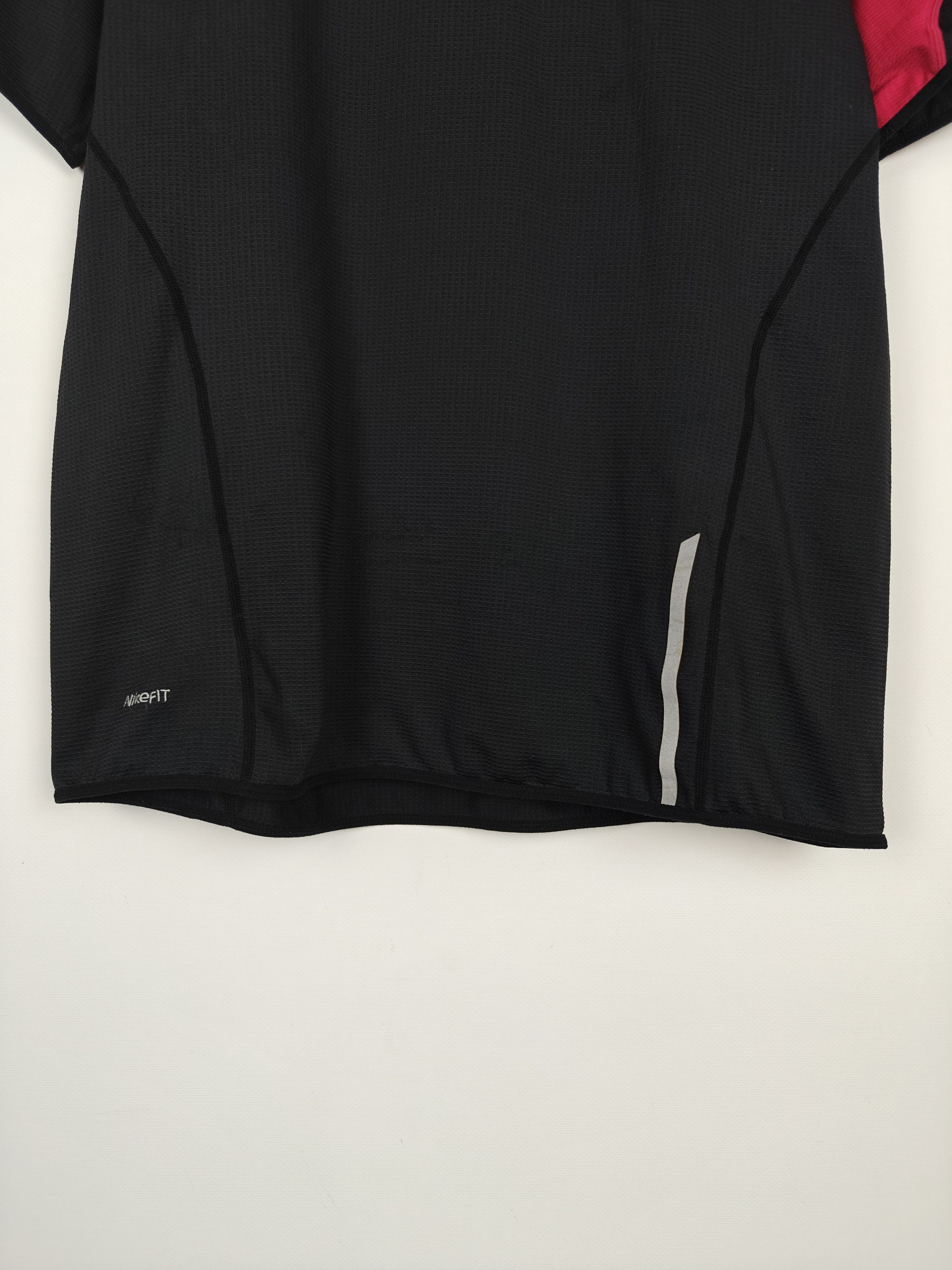 Nike Nike Dry Fit Training Jersey Black/Red size L Size US L / EU 52-54 / 3 - 3 Thumbnail