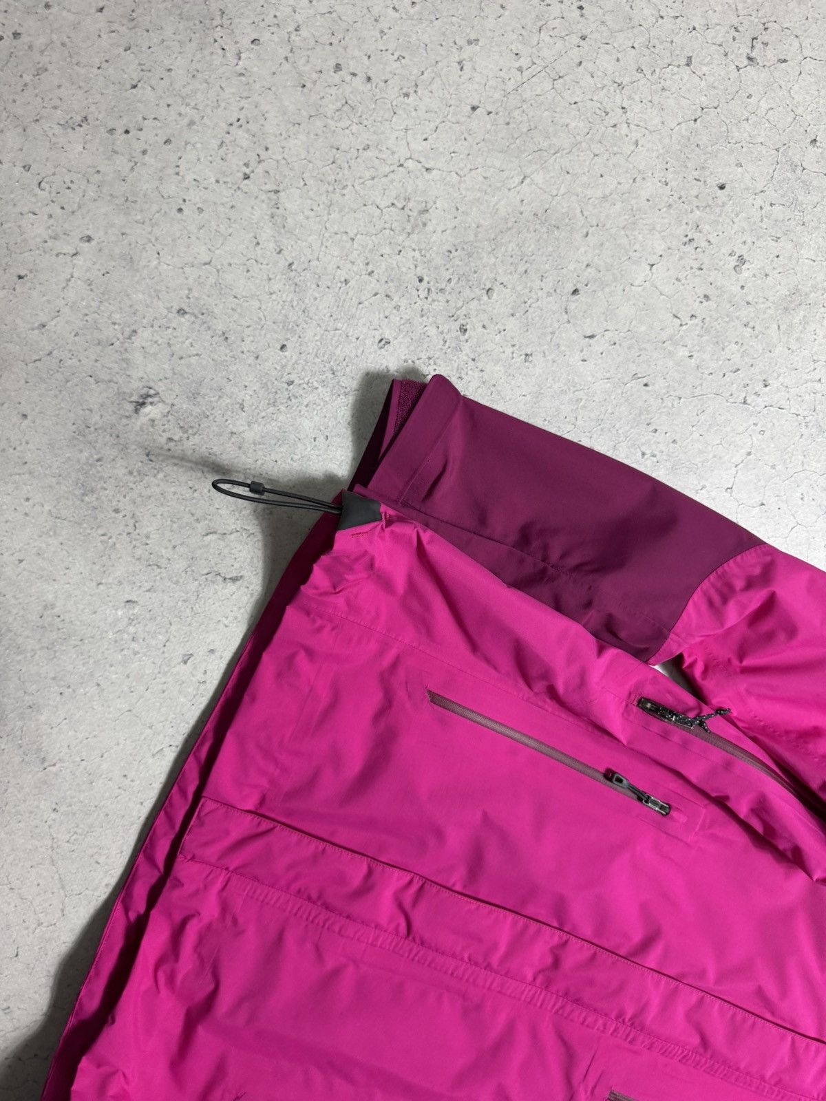 Patagonia Patagonia Gore-Tex Women’s Windbreakers Jacket Size S Size S / US 4 / IT 40 - 2 Thumbnail