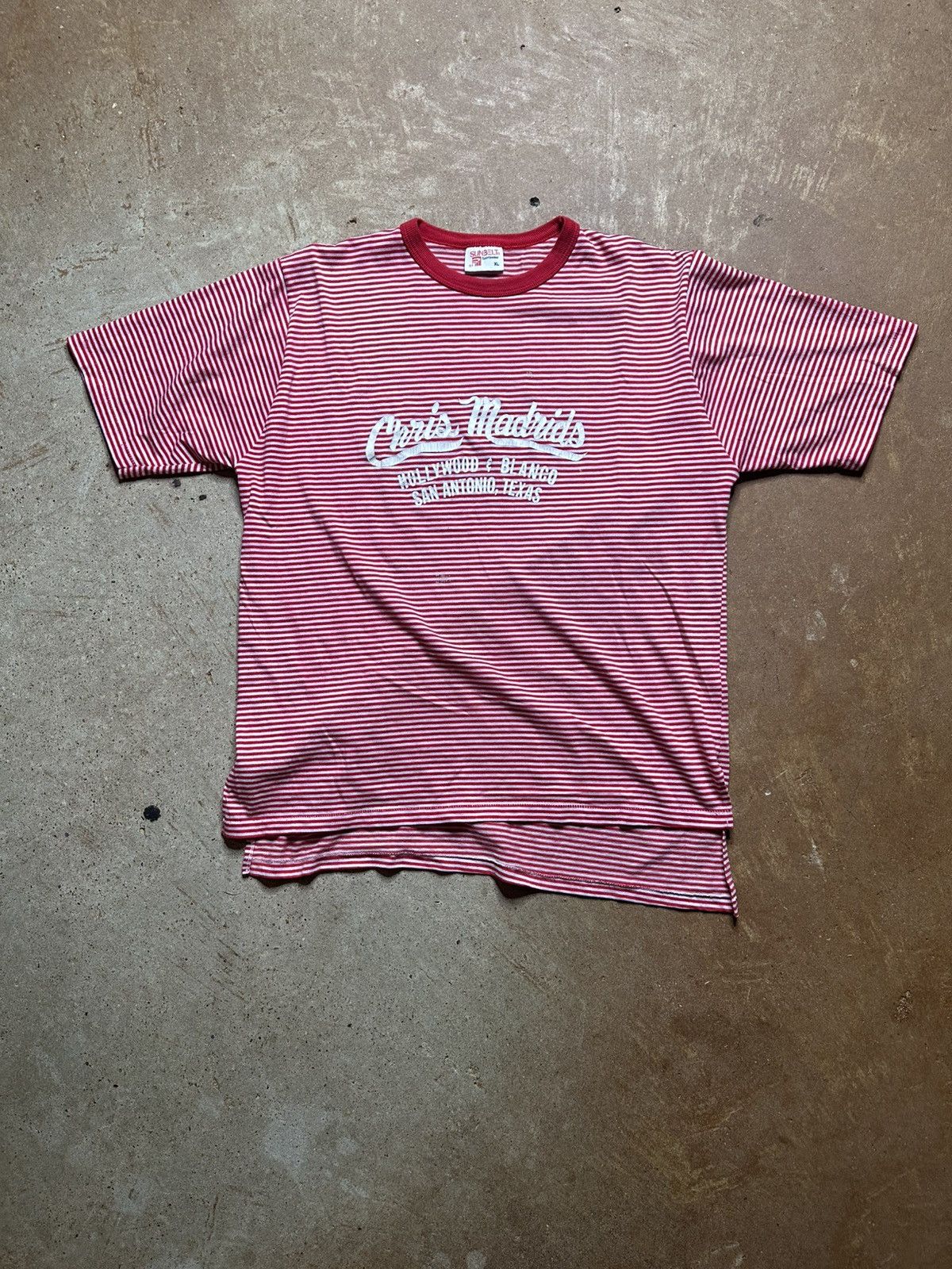 Vintage 1970s Striped “Chris Madrid’s” Single Stitch Tee Shirt Size US L / EU 52-54 / 3 - 1 Thumbnail