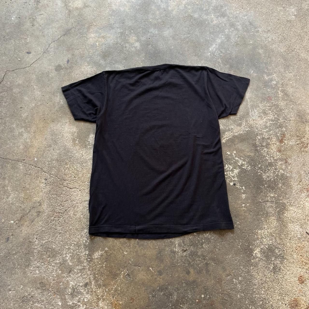 Tultex Tultex YG merch graphic t-shirt Size US L / EU 52-54 / 3 - 2 Thumbnail