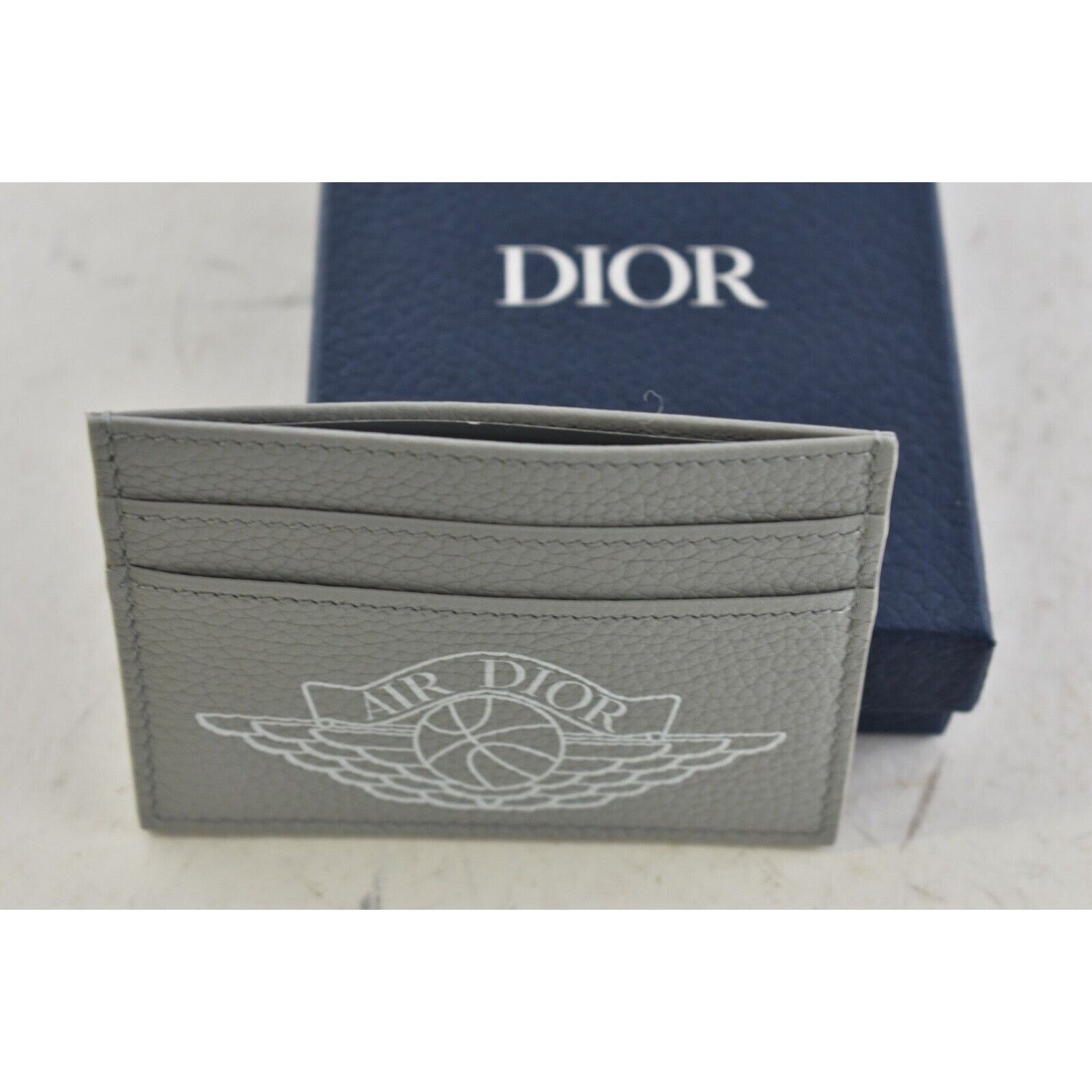 Dior Air Dior Jordaan White Logo Credit Card Holder Case Wallet Size ONE SIZE - 6 Thumbnail