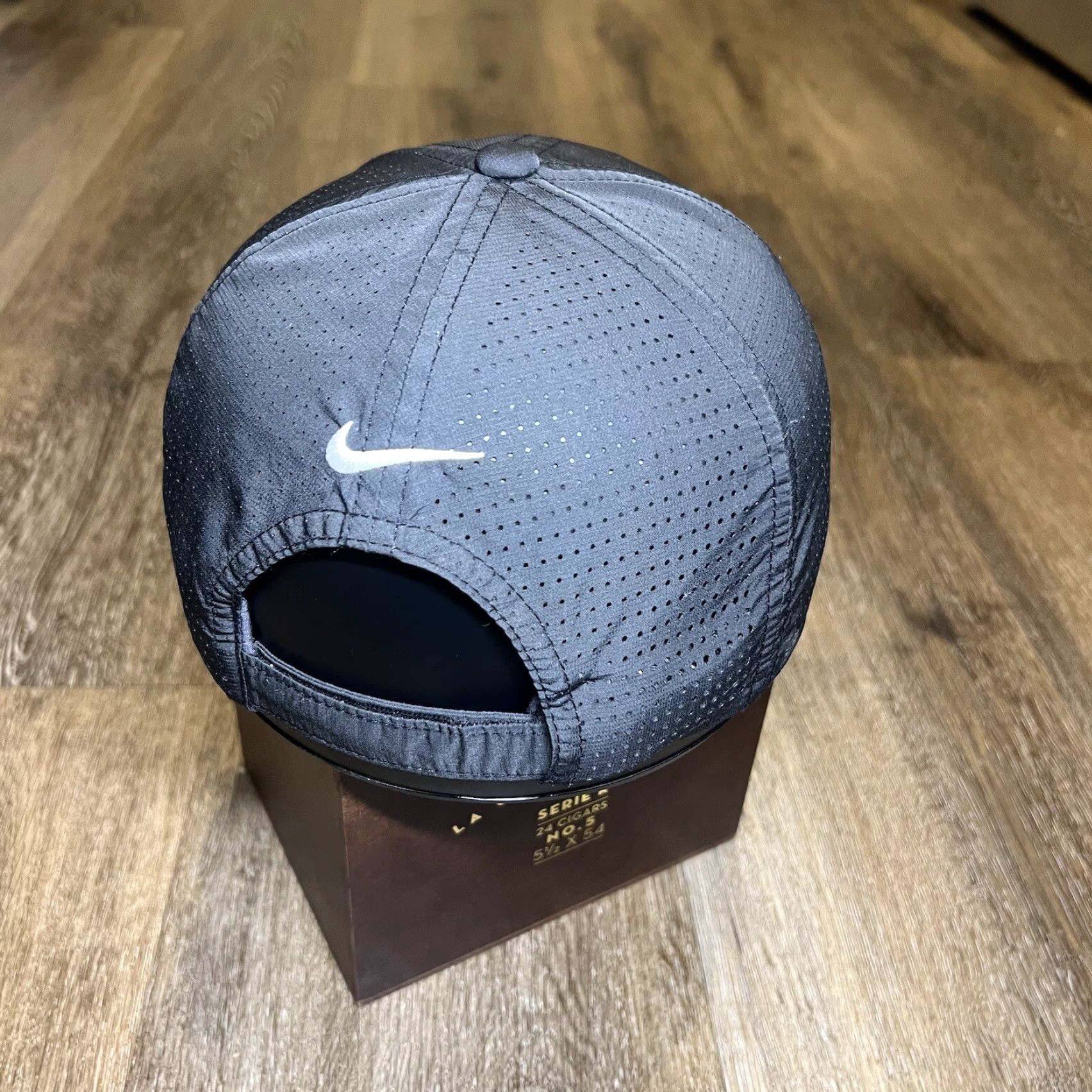Nike VINTAGE Nike Golf Hat Gray Black Adjustable Strap Vented DriFit USA Size ONE SIZE - 3 Thumbnail