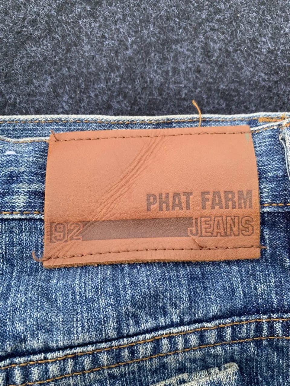 Phat Farm Phat Farm Baggy Denim Jeans Large Logo Paint Design Hip Hop. Size US 40 / EU 56 - 9 Thumbnail
