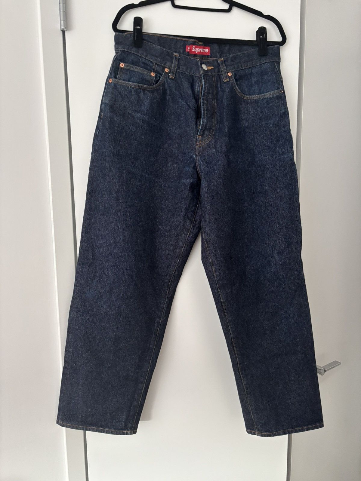 パンツ Supreme Baggy Selvedge Jean Indigo 32 Supreme Baggy Selvedge Jean (FW25) - $198