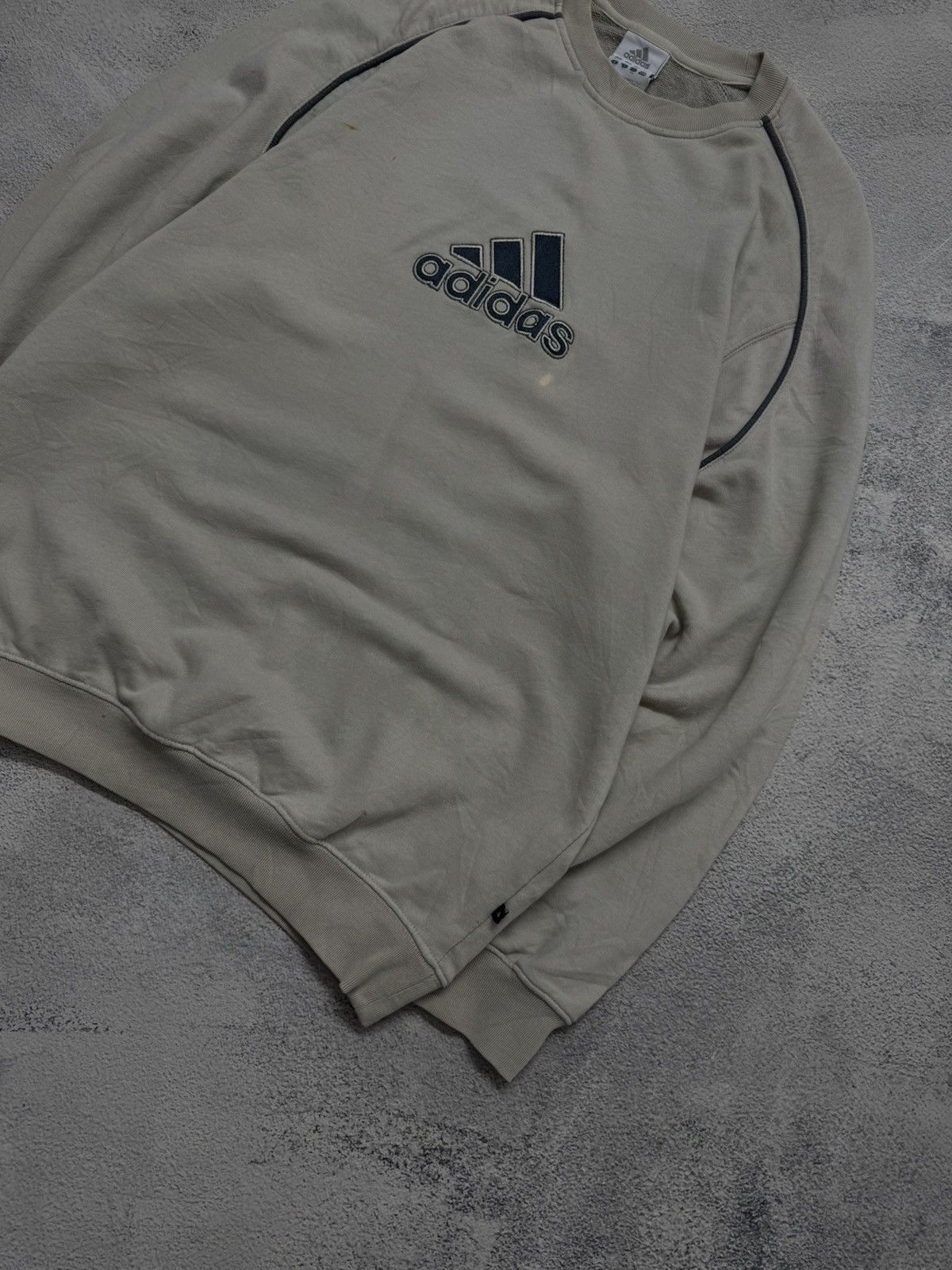 Adidas Vintage Y2K Adidas Big Logo Beige Oversized Sweatshirt 90’s Size US S / EU 44-46 / 1 - 6 Thumbnail