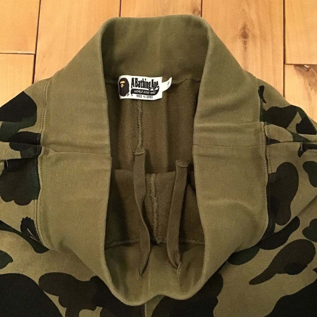 Bape BAPE Sweat shorts 1st camo green a bathing ape ★size S Size US 30 / EU 46 - 5 Thumbnail