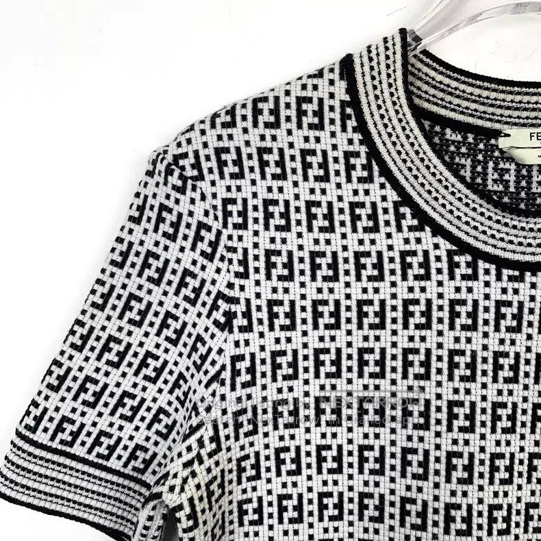 Fendi Fendi Black and white color-block floral pattern round-nec Size XS / US 0-2 / IT 36-38 - 3 Thumbnail