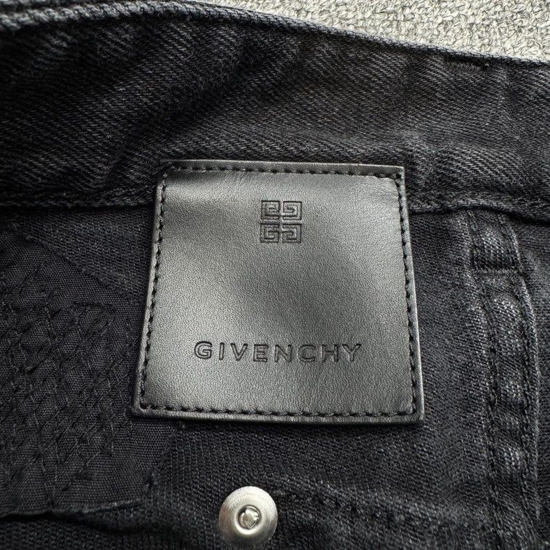 Givenchy Givenchy Ripped Distressed Jeans Size US 31 - 2 Thumbnail
