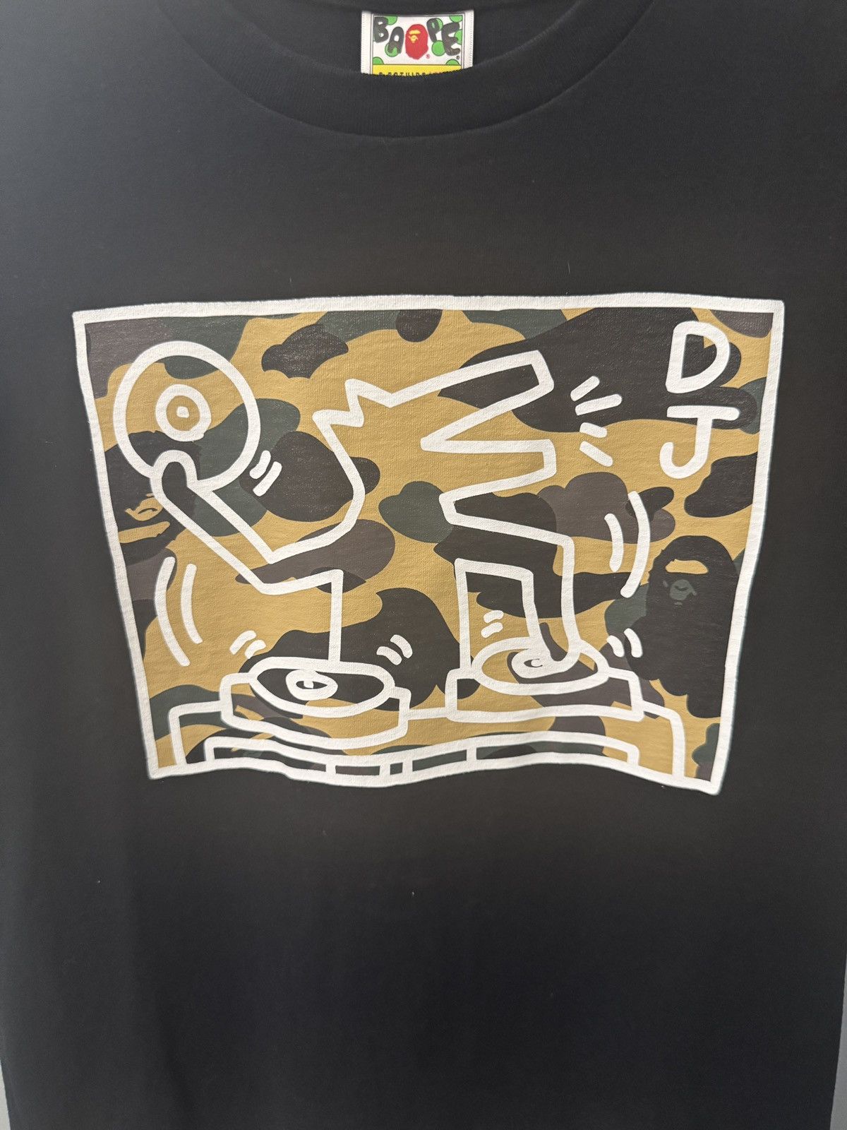 Bape Black Bape tee with green camo DJ short sleeve ladies Size XS / US 0-2 / IT 36-38 - 2 Thumbnail