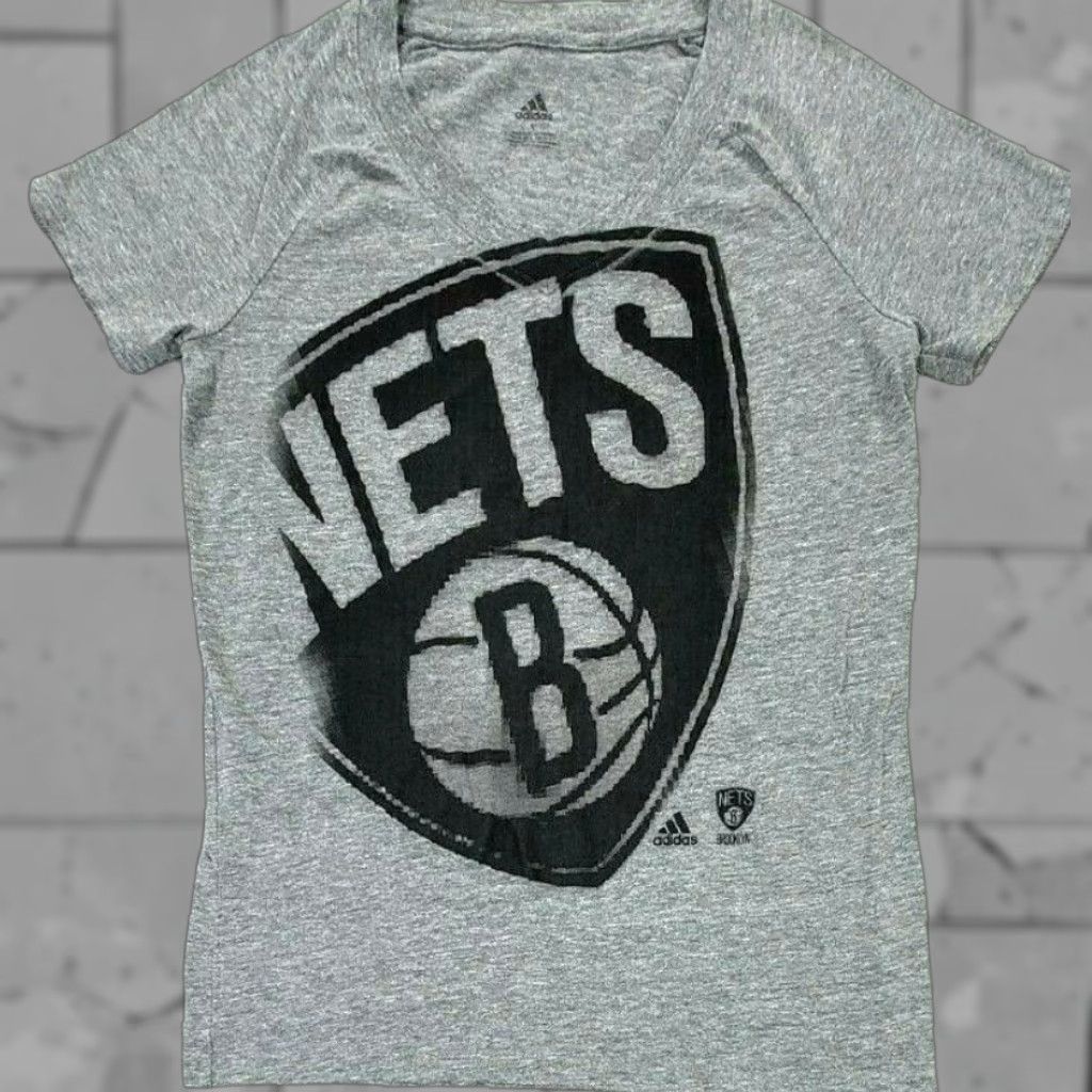 Adidas Adidas Womens NBA Brooklyn Nets Gray V-Neck T-Shirt Large Logo Short Sleeve Size L / US 10 / IT 46 - 1 Thumbnail