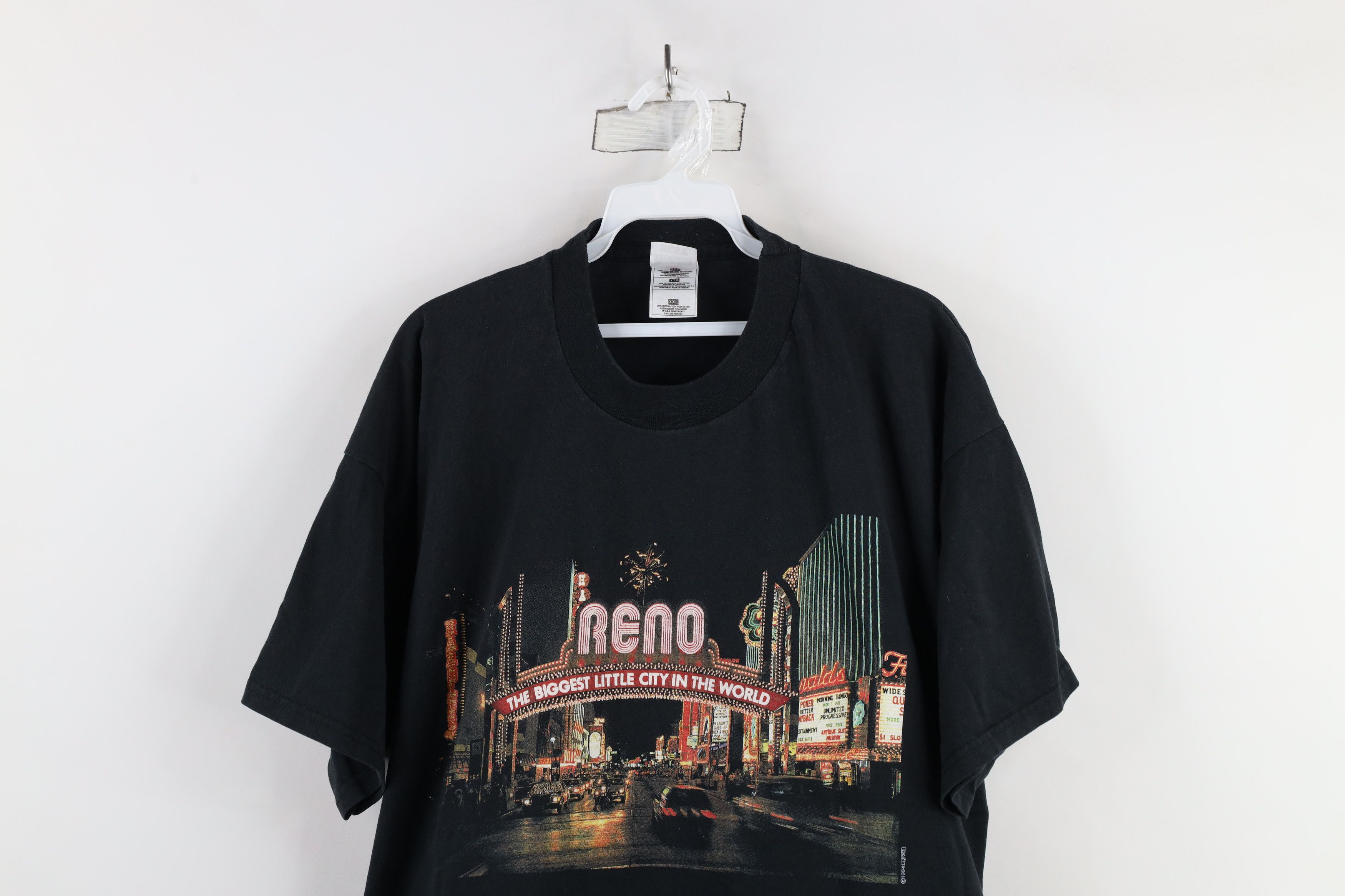 Vintage Vintage 90s Streetwear Reno Nevada Big Little City T-Shirt Size US XXL / EU 58 / 5 - 2 Thumbnail