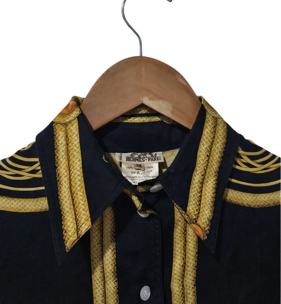 Hermes Hermes Paris Baroque Brandebourgs 1970s silk made in France Size US M / EU 48-50 / 2 - 5 Thumbnail