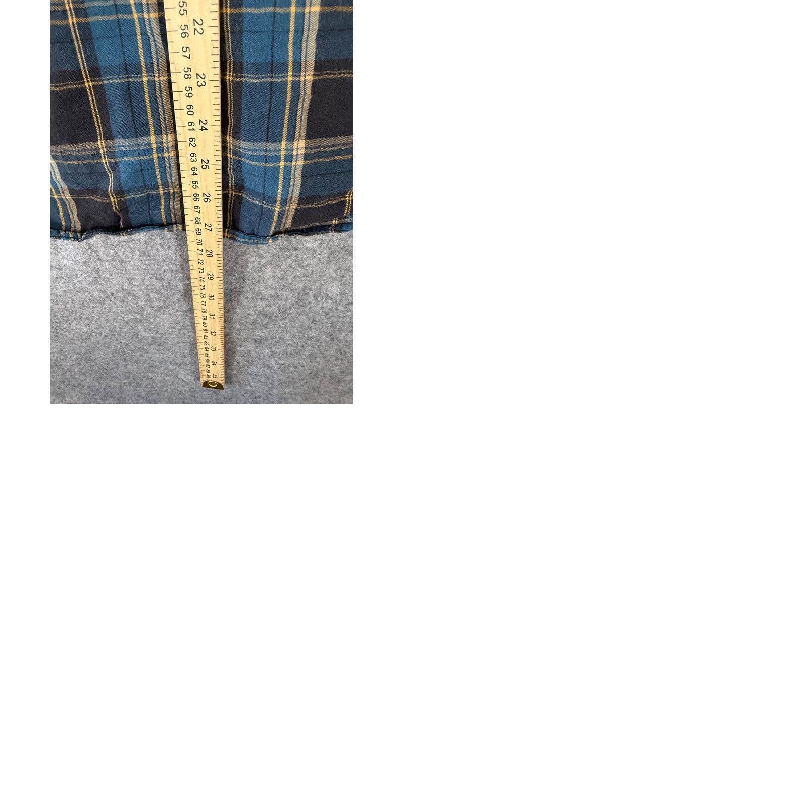 American Eagle Outfitters VINTAGE? No. American Eagle Outfitters Western Shirt Mens M Blue Plaid Slim Fit Pearl Snap Shirt Mens M Blue Plaid Slim Fit Pearl Snap Size US M / EU 48-50 / 2 - 9 Thumbnail