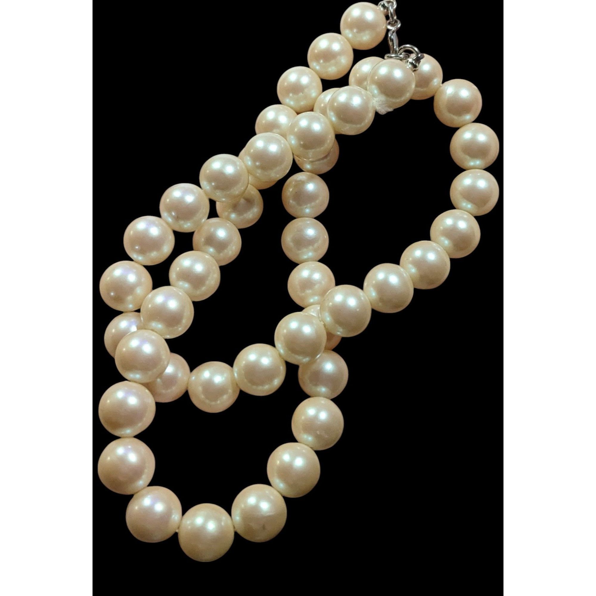 Monet Vintage Monet Faux Pearl Cream Beaded Necklace Size ONE SIZE - 5 Thumbnail