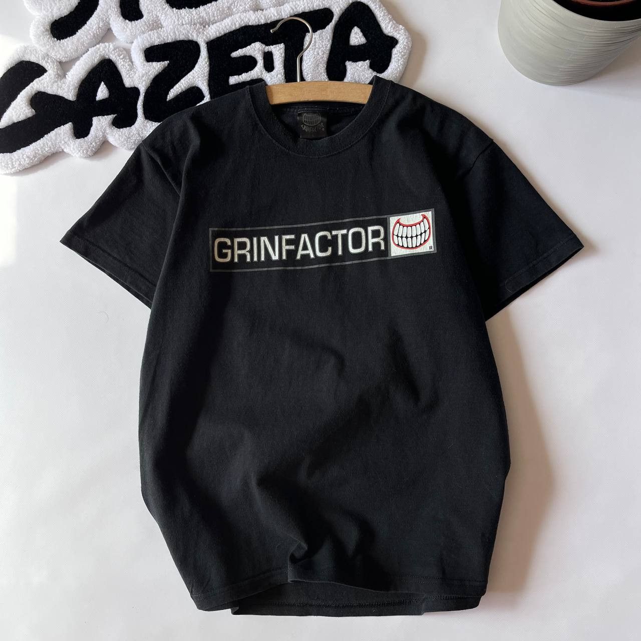 Band Tees × Vintage Vintage Merch 2005 t shirt Grinfactor Racing Size US M / EU 48-50 / 2 - 2 Thumbnail