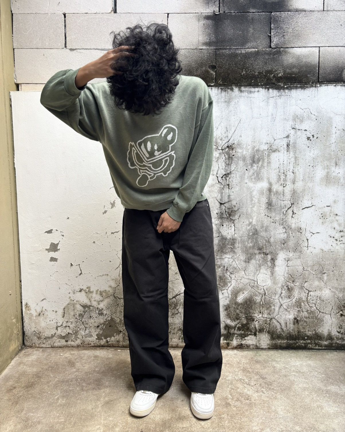 Vintage Custom Russell HG mini Sweatshirt ERD Size US L / EU 52-54 / 3 - 5 Thumbnail