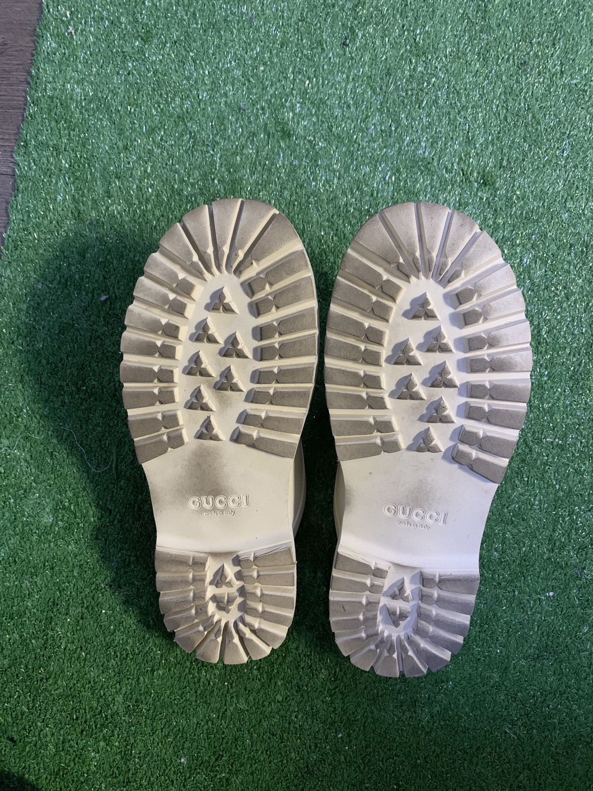 Gucci White GG Gucci rubber slides Size US 11 / EU 44 - 6 Thumbnail