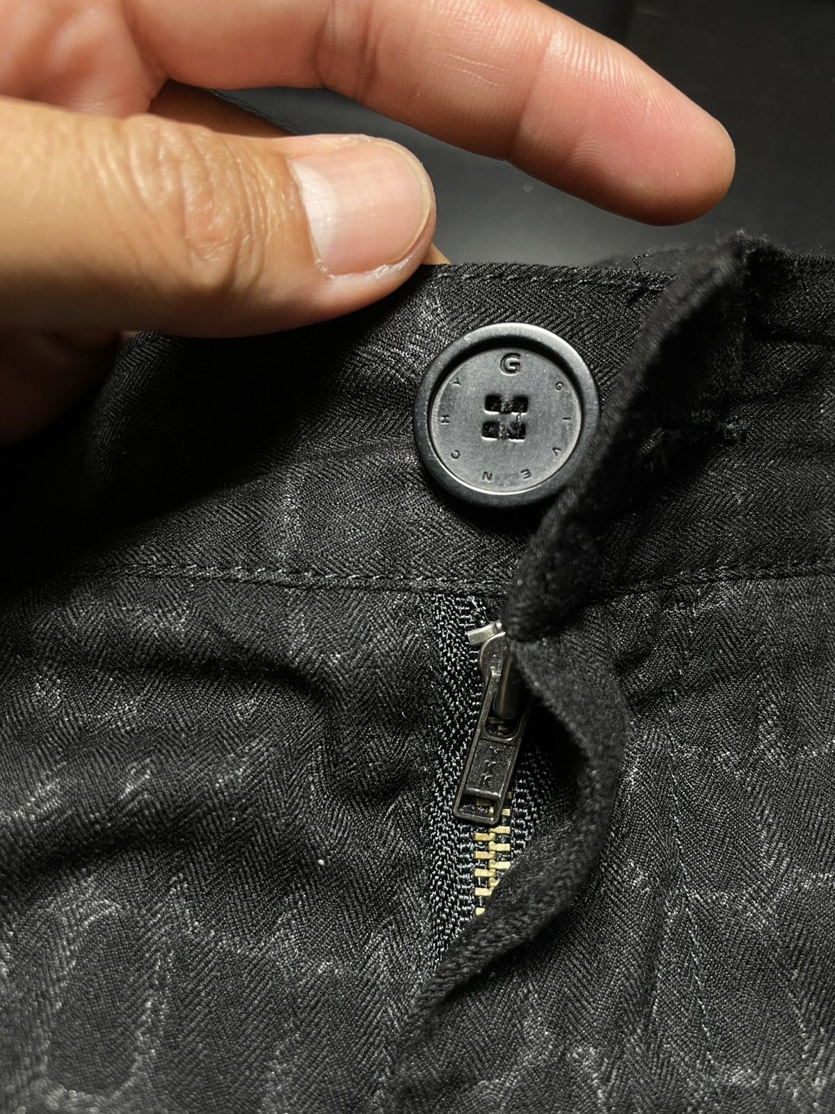 Givenchy Givenchy Crocodile-Embossed Textured Pants Size 34" / US 12 / IT 48 - 9 Thumbnail