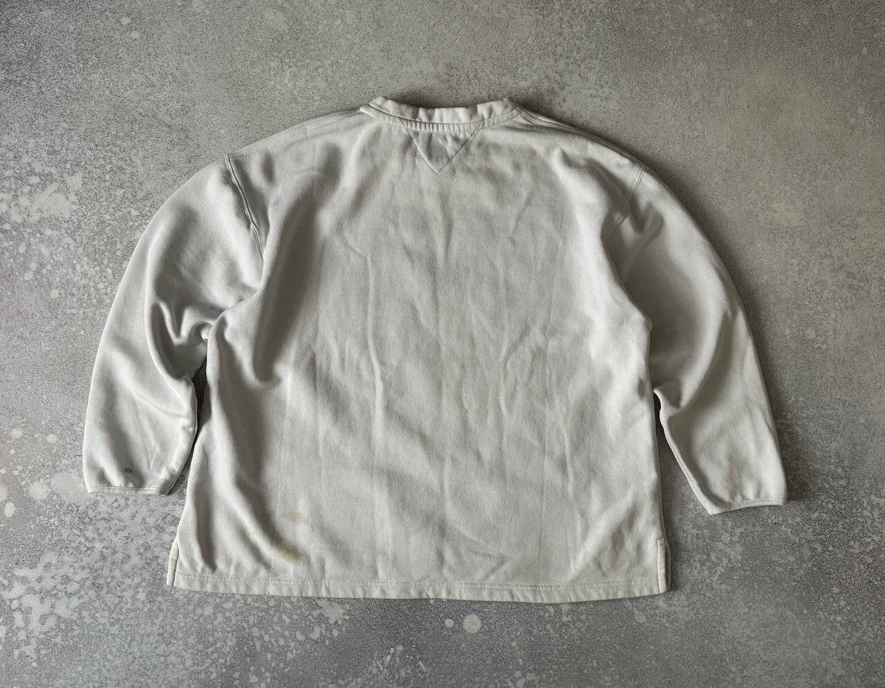 Tommy Hilfiger × Vintage Vintage 90s Tommy Hilfiger Sweatshirt Big Central Logo Y2K Size US XL / EU 56 / 4 - 3 Thumbnail