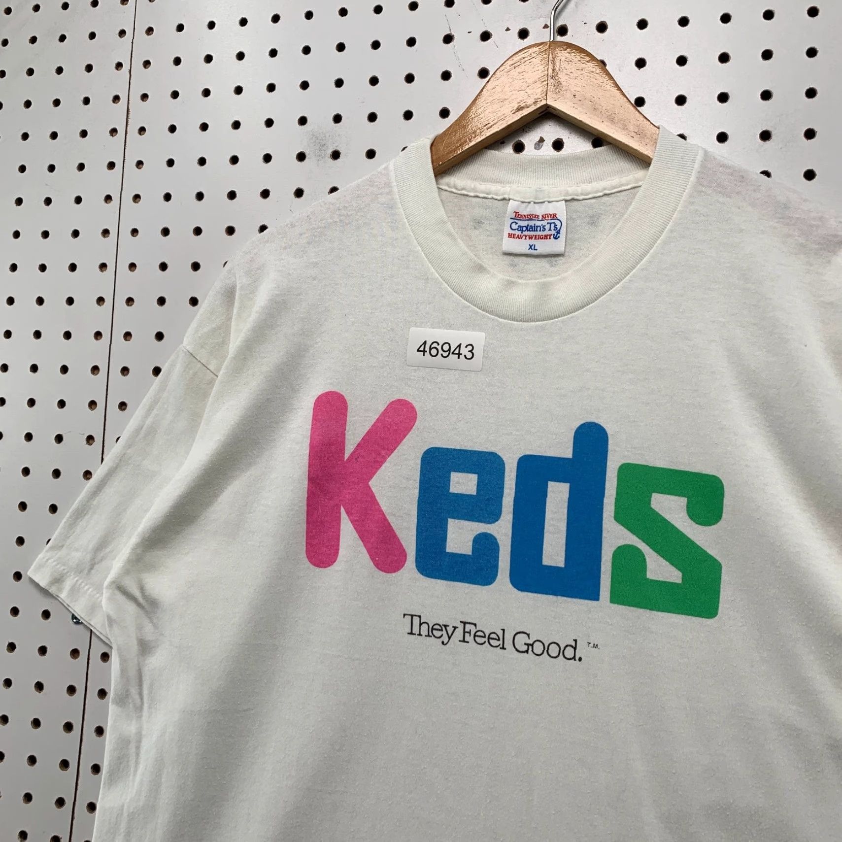Keds VINTAGE Keds T Shirt Mens XL White Single Stitch 80s The Feel Good Made USA Size US XL / EU 56 / 4 - 6 Thumbnail
