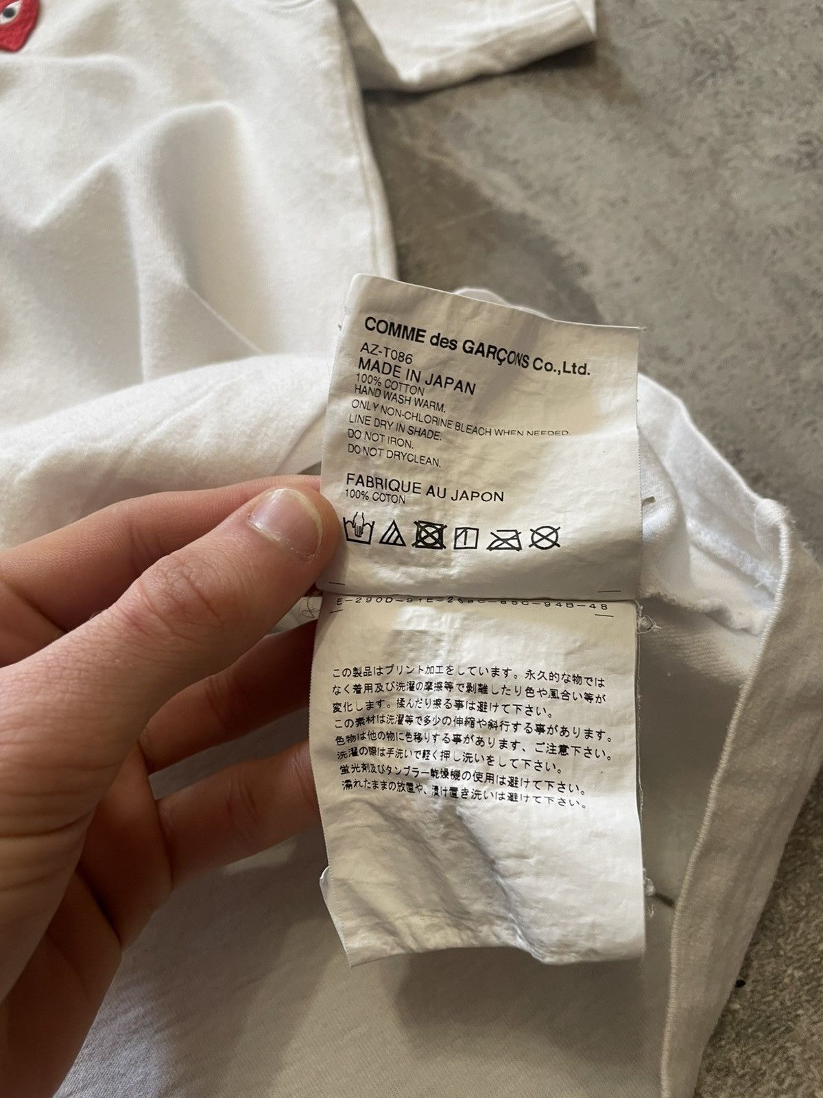 Comme des Garcons Vintage Comme Des Garsons Play CDG big Logo T-Shirt Size US S / EU 44-46 / 1 - 10 Thumbnail