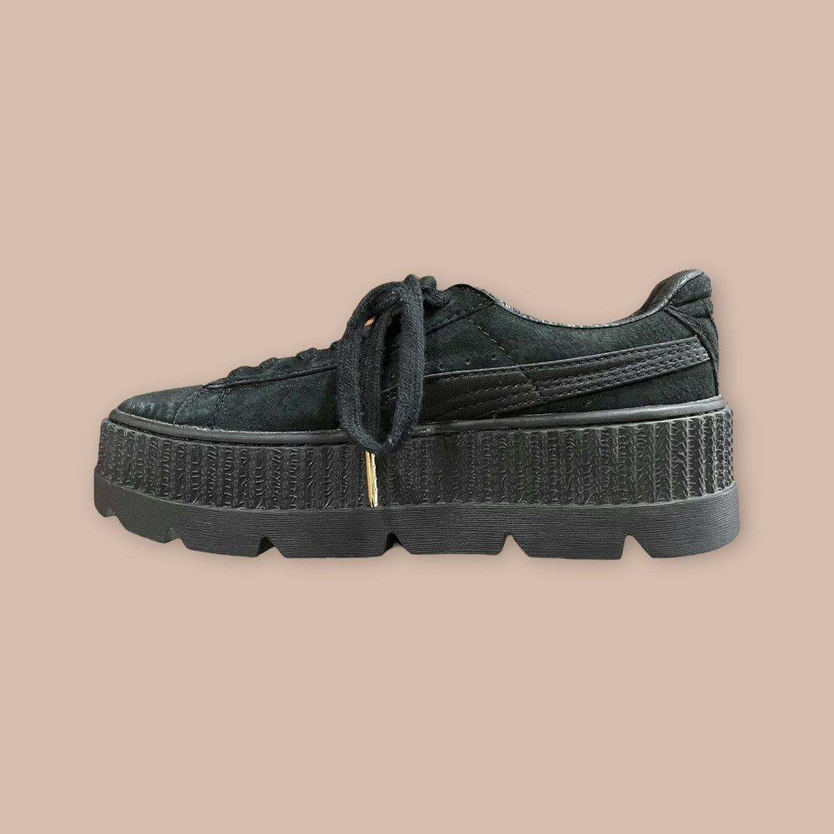 Fenty × Puma PUMA Rihanna x Fenty Cleated Creeper 'Black' Size US 6 / EU 39 - 15 Thumbnail