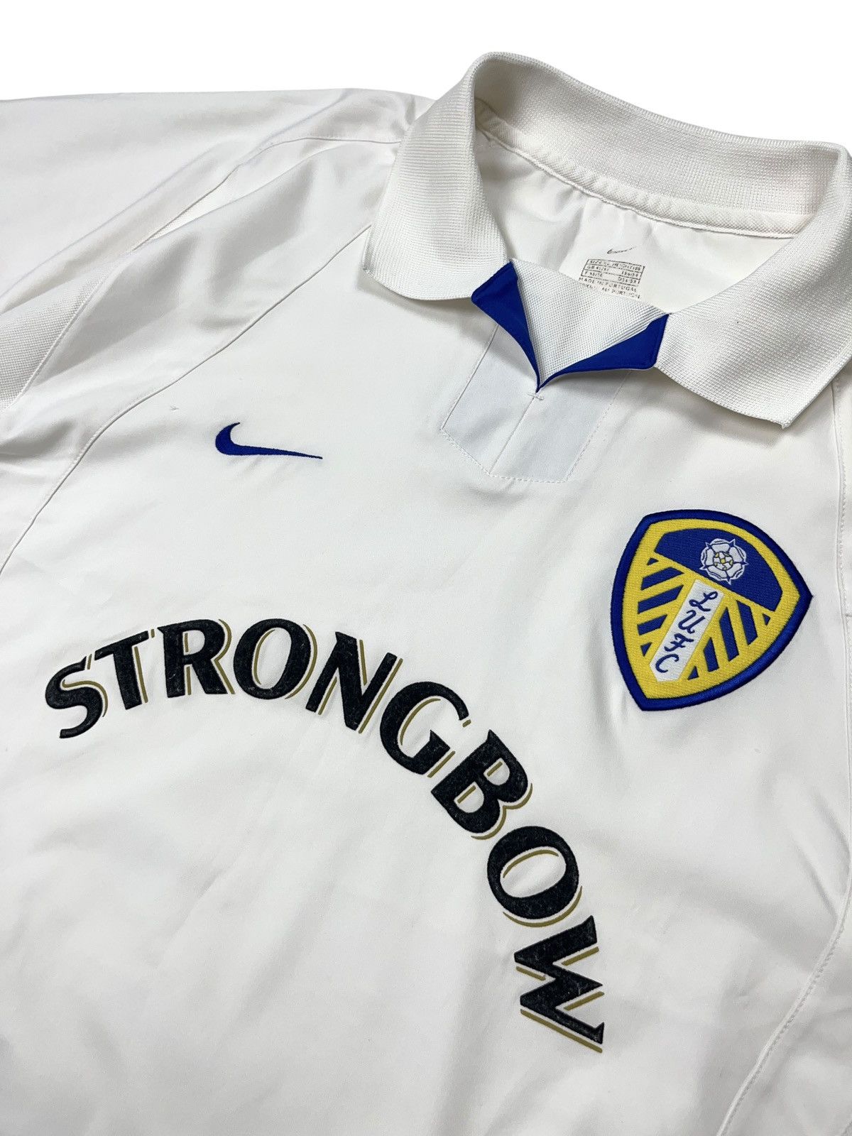 Nike Vintage 2002/2003 Nike Leeds United Soccer Jersey Shirt LUFC Size US XL / EU 56 / 4 - 4 Thumbnail