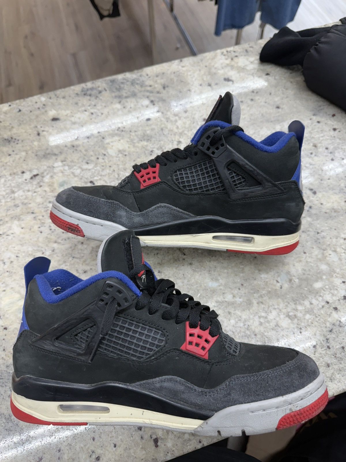 Jordan Brand Jordan 4 Retro Rare Airs Size US 9.5 / EU 42-43 - 2 Thumbnail