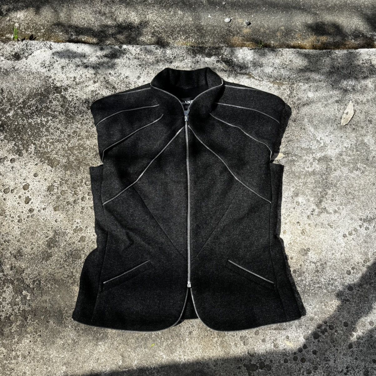 Chanel × Prada × Vintage Chanel Women's Multi Zipper Vest Wool Blend Black Size S / US 4 / IT 40 - 1 Thumbnail