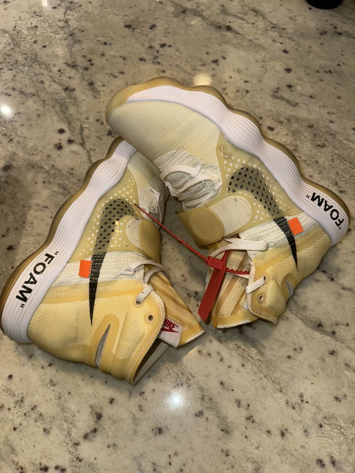 Nike × Off-White Off White x Nike Hyperdunks 2017 Size US 9.5 / EU 42-43 - 3 Thumbnail