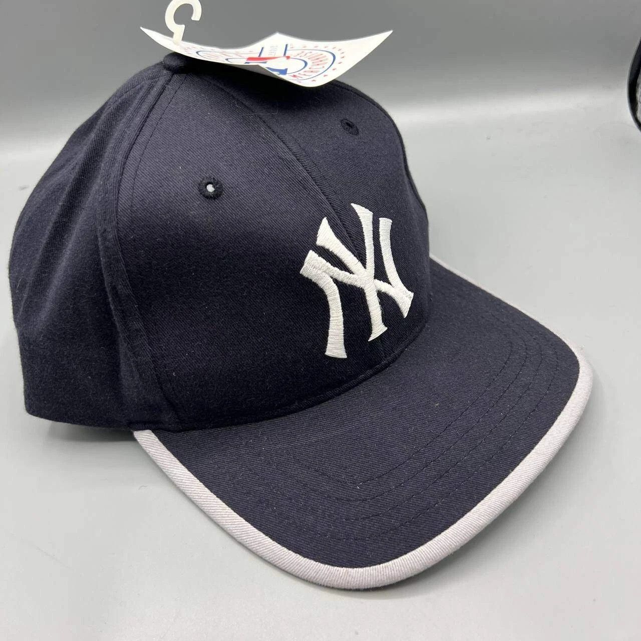 Twins Enterprise Inc. × Vintage New York Yankees Hat Men Twins Enterprise MLB Strap Back Size ONE SIZE - 6 Thumbnail