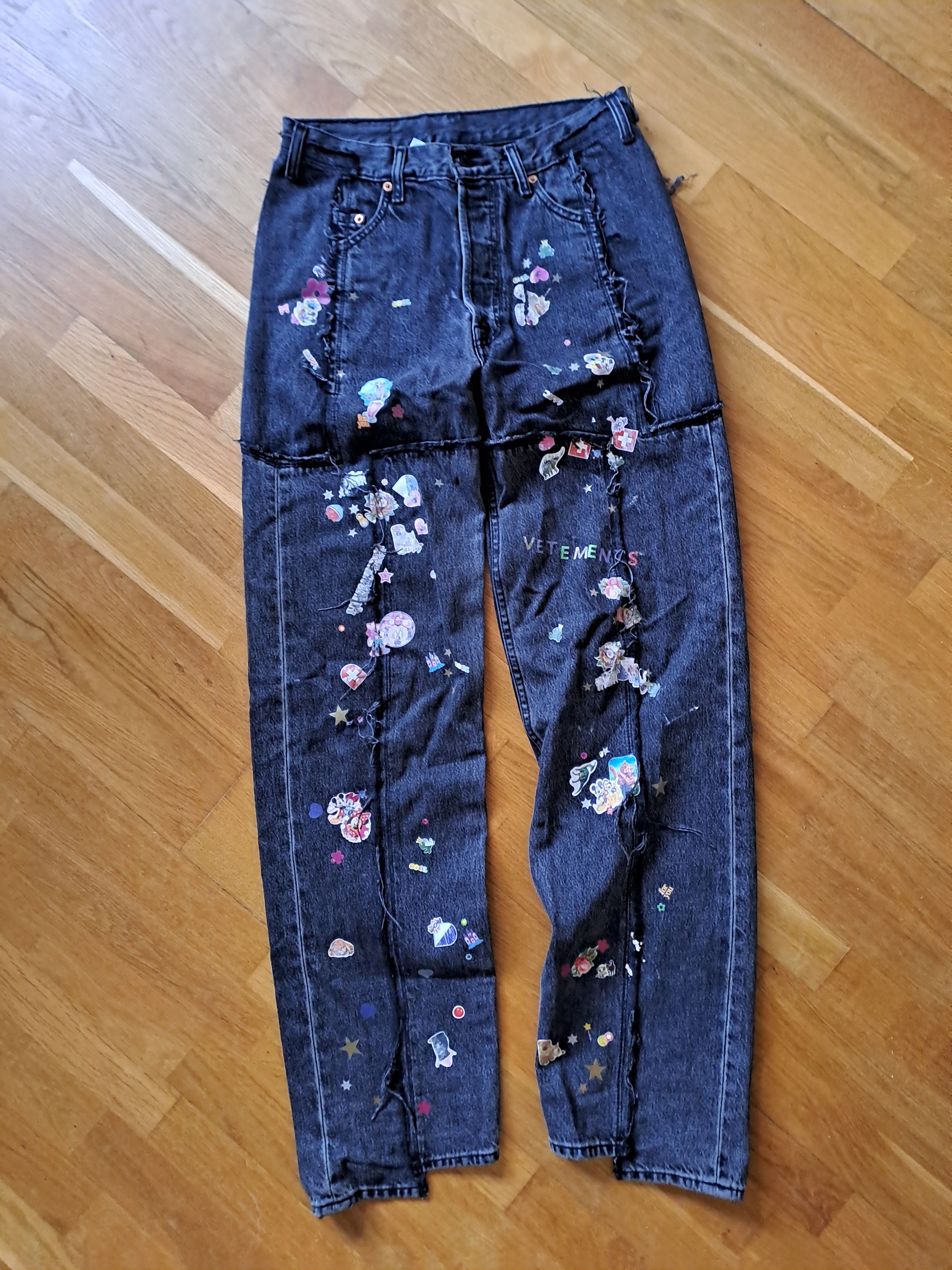 Levi's × Vetements Stickers Jeans Vetements Size 31" - 1 Thumbnail
