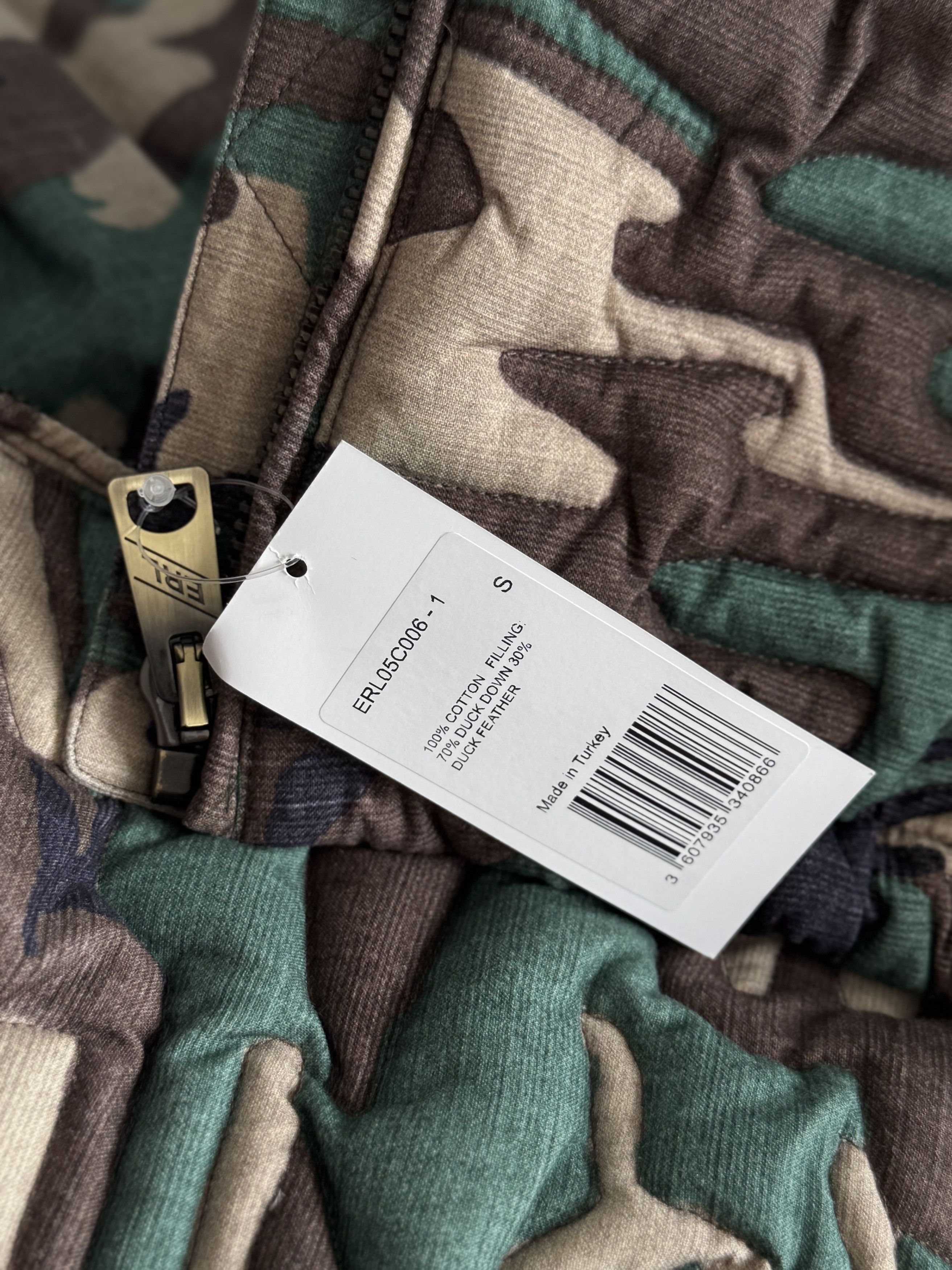 ERL ERL Camouflage Quilted Down Jacket | Size S Size US S / EU 44-46 / 1 - 9 Thumbnail