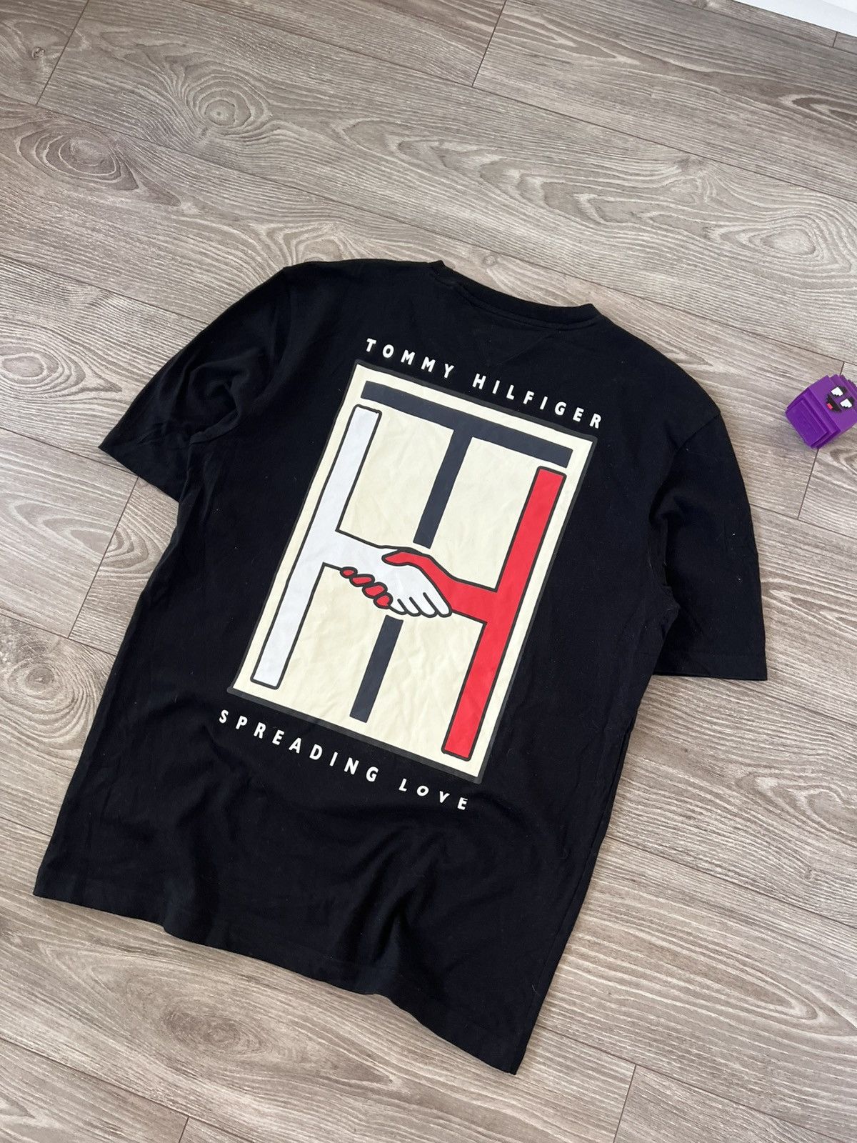 Tommy Hilfiger ‼️TOMMY HILFIGER CAPSULE COLLECTION “One Planet” Big Logo Tee Size US XXL / EU 58 / 5 - 13 Thumbnail