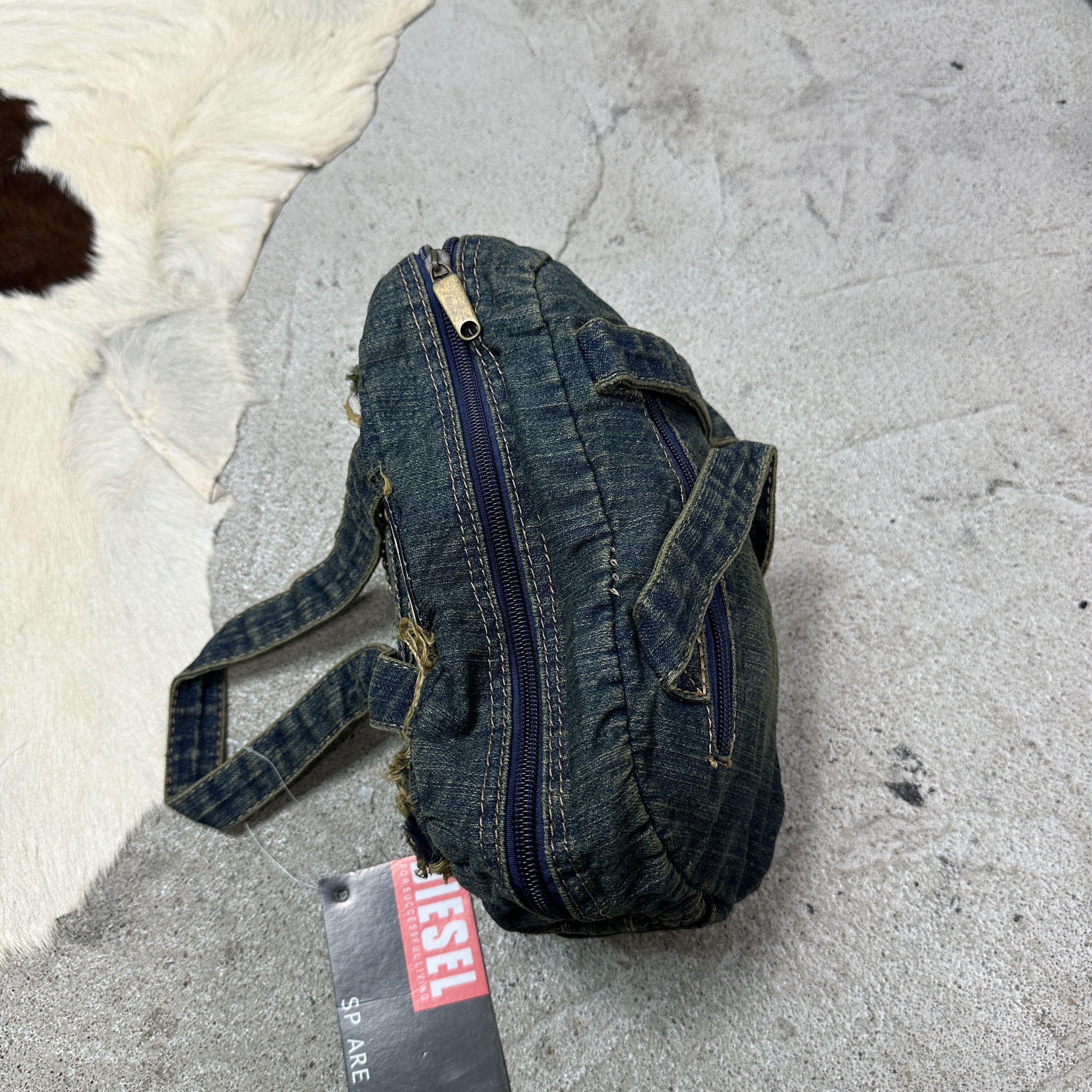 Vintage Vintage Diesel Washed Denim Chain Jeans Bag Y2K Size ONE SIZE - 4 Thumbnail