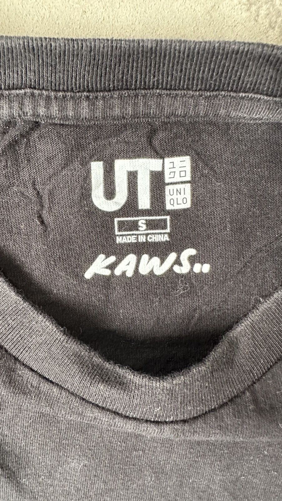 Uniqlo KAWS 2000 TEE Size US S / EU 44-46 / 1 - 4 Thumbnail