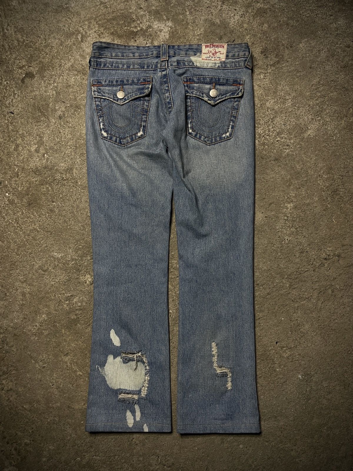 True Religion 2000’s True Religion - Distressed Flared Pants Size US 29 - 15 Thumbnail