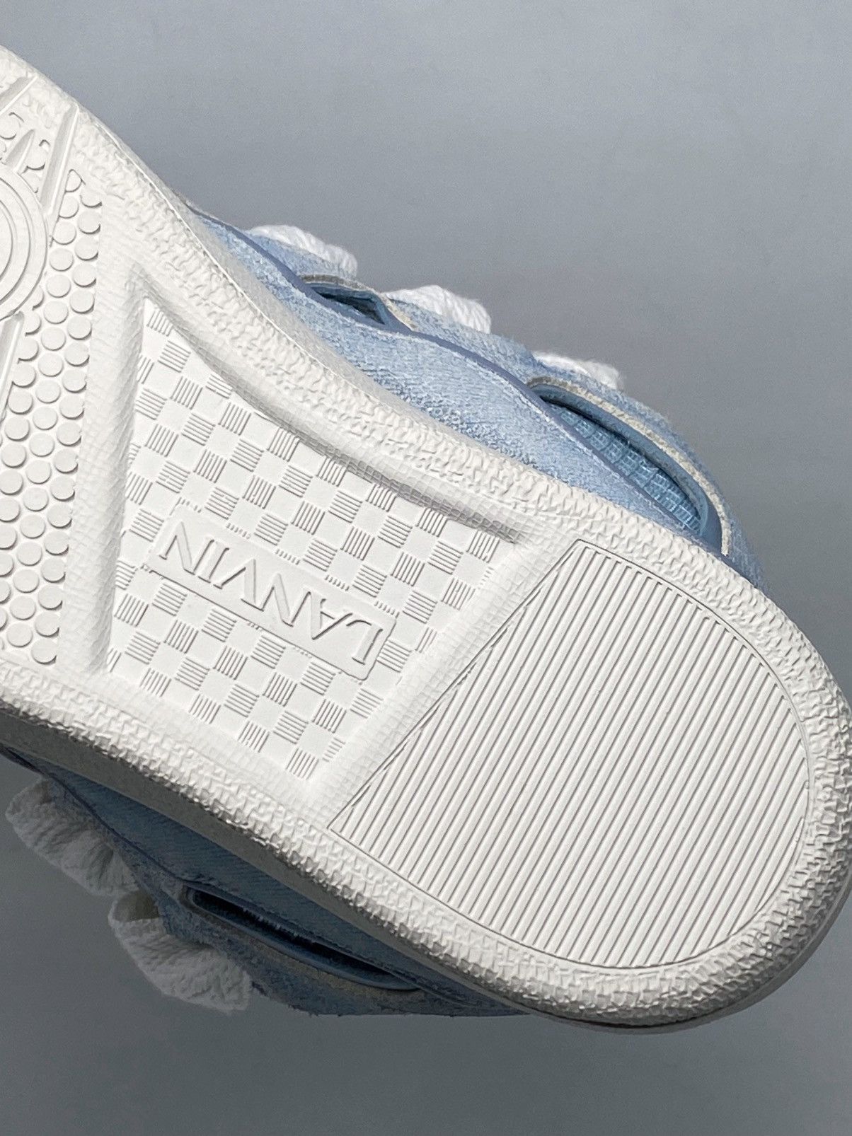 Lanvin Lanvin Unisex Curb Denim-Effect Leather Sneakers size 40 Size US 10 / IT 40 - 11 Thumbnail