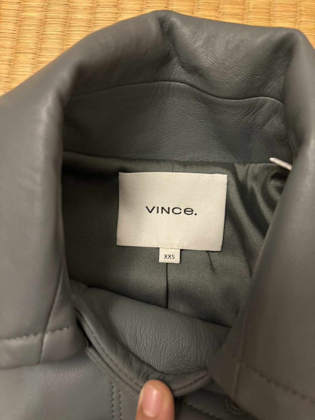 Vince Vince Cropped Leather Flight Jacket Size XXS / US 00 / IT 34 - 6 Thumbnail