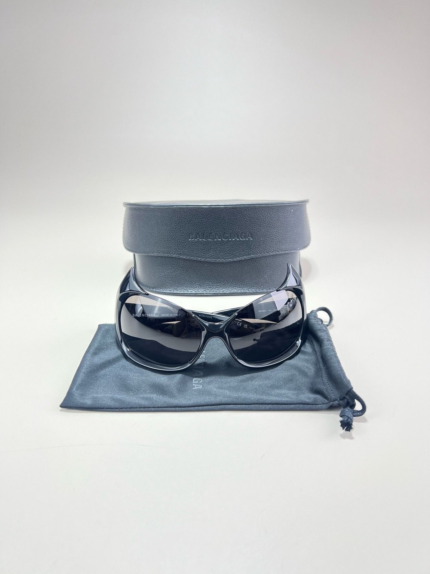 Balenciaga Balenciaga Gotham Cat Sunglasses Size ONE SIZE - 1 Thumbnail