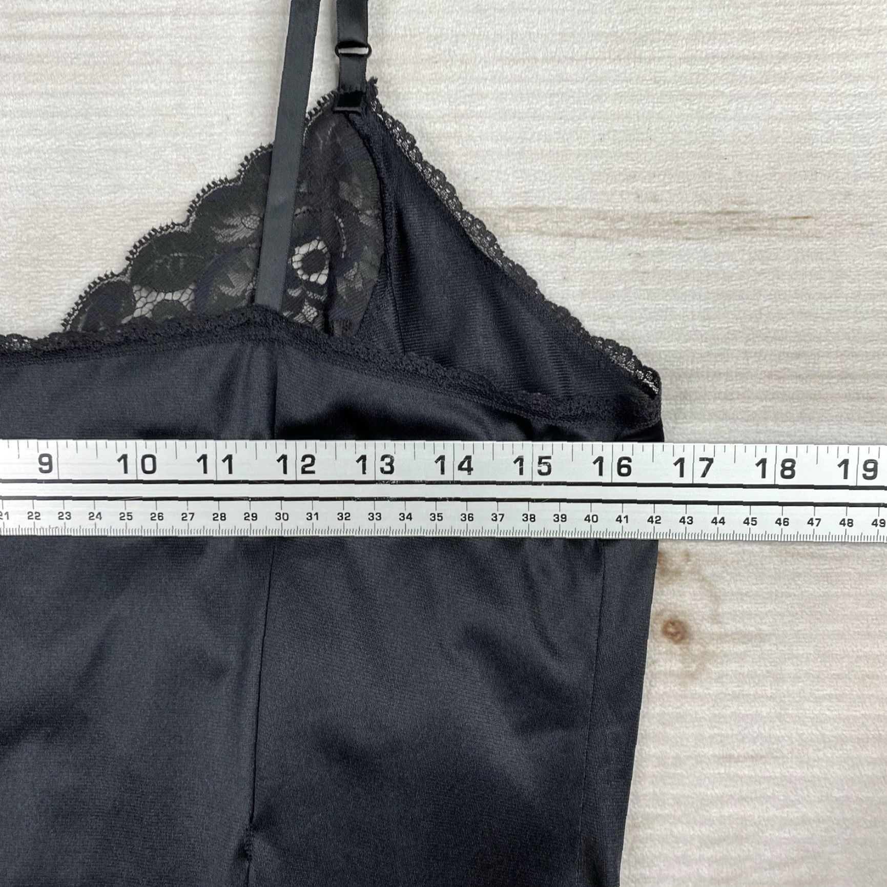 Vintage VINTAGE Vanity Fair Black Nylon Camisole Lace Trim Size 36 Pleats Shirt Womens Size ONE SIZE - 4 Thumbnail