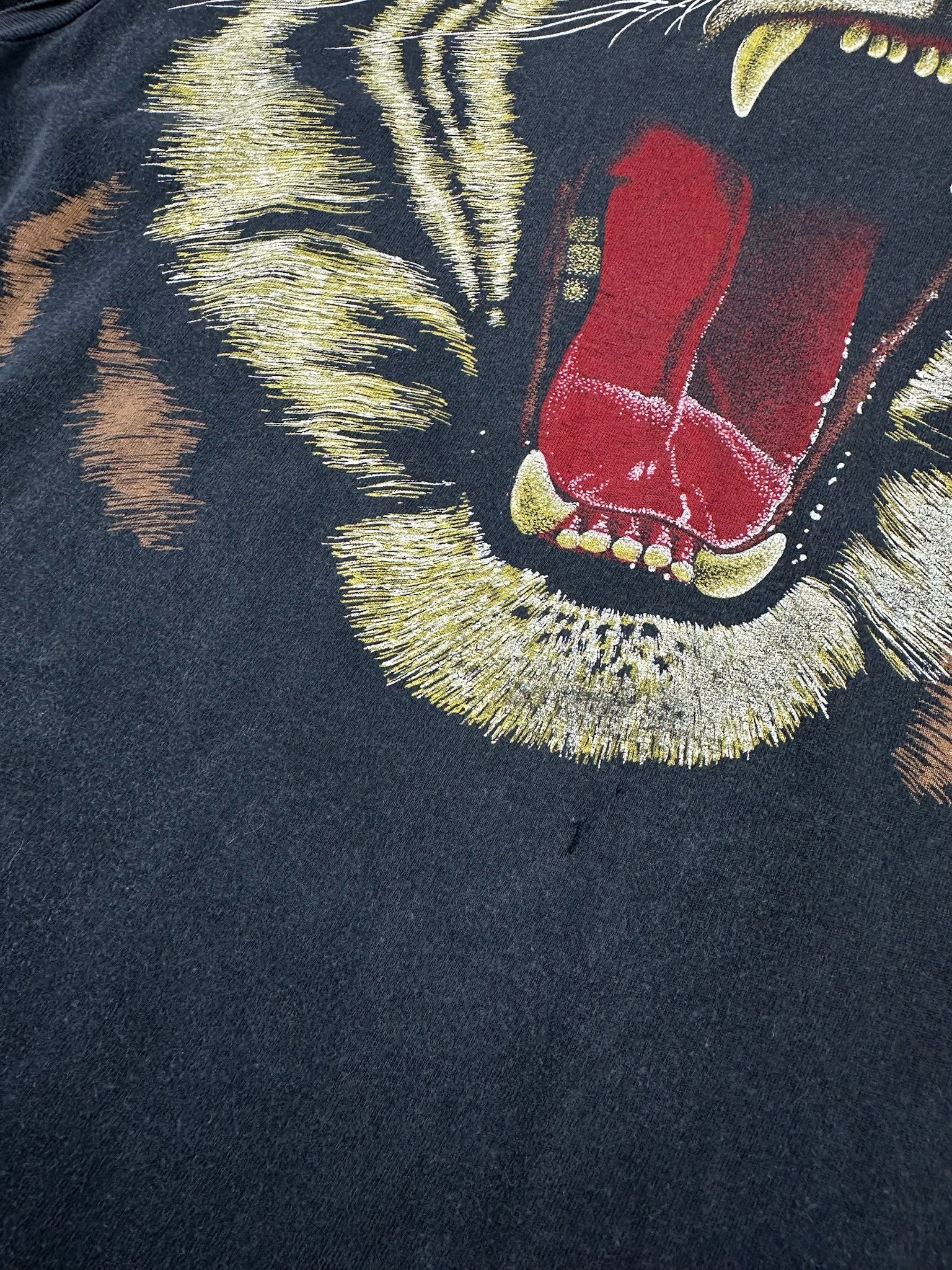Vintage Vintage Tiger Graphic Big Print Tee T-shirt 90s west Size US M / EU 48-50 / 2 - 10 Thumbnail
